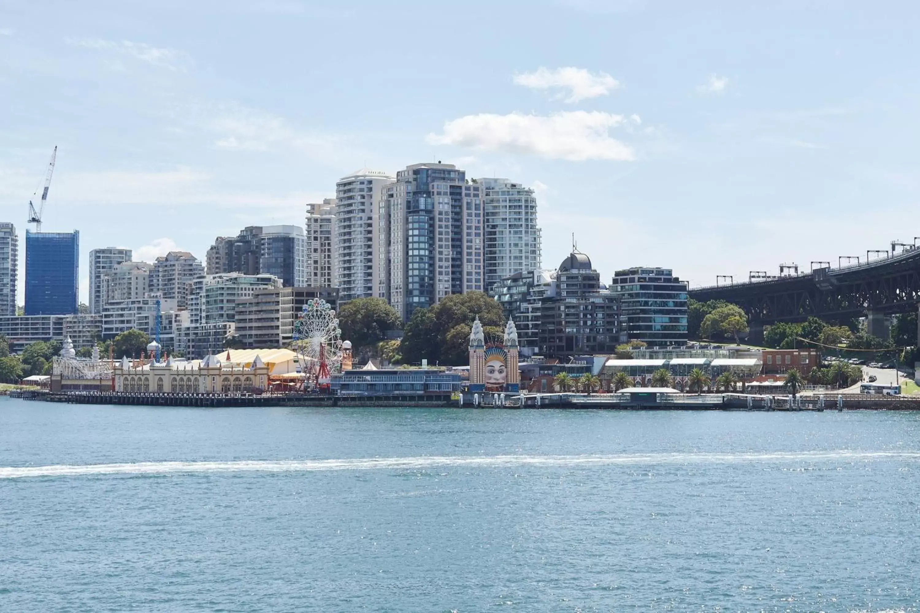 Photo of the whole room in Pier One Sydney Harbour, Autograph Collection