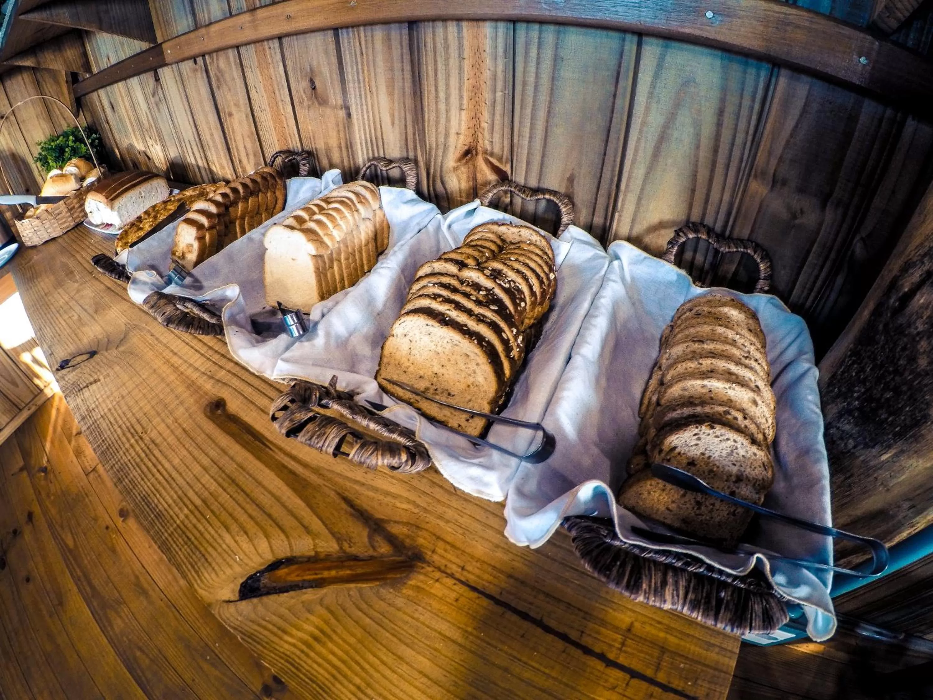 Breakfast in Hotel Guerra - Pousada Montebelo