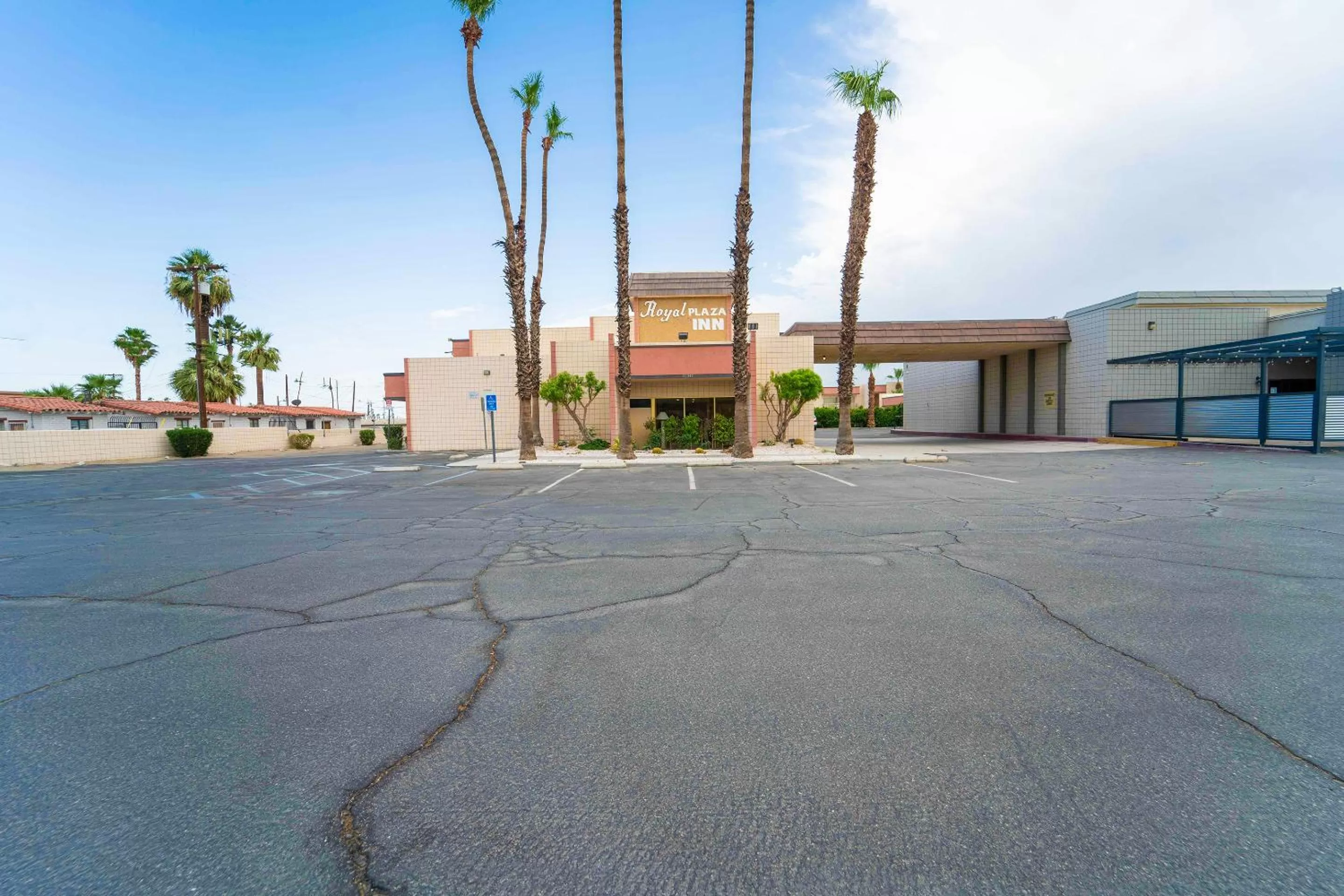Property building in Royal Plaza Inn