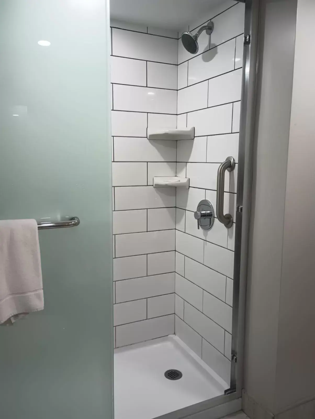 Shower, Bathroom in Quality Inn And Suites Oceanfront