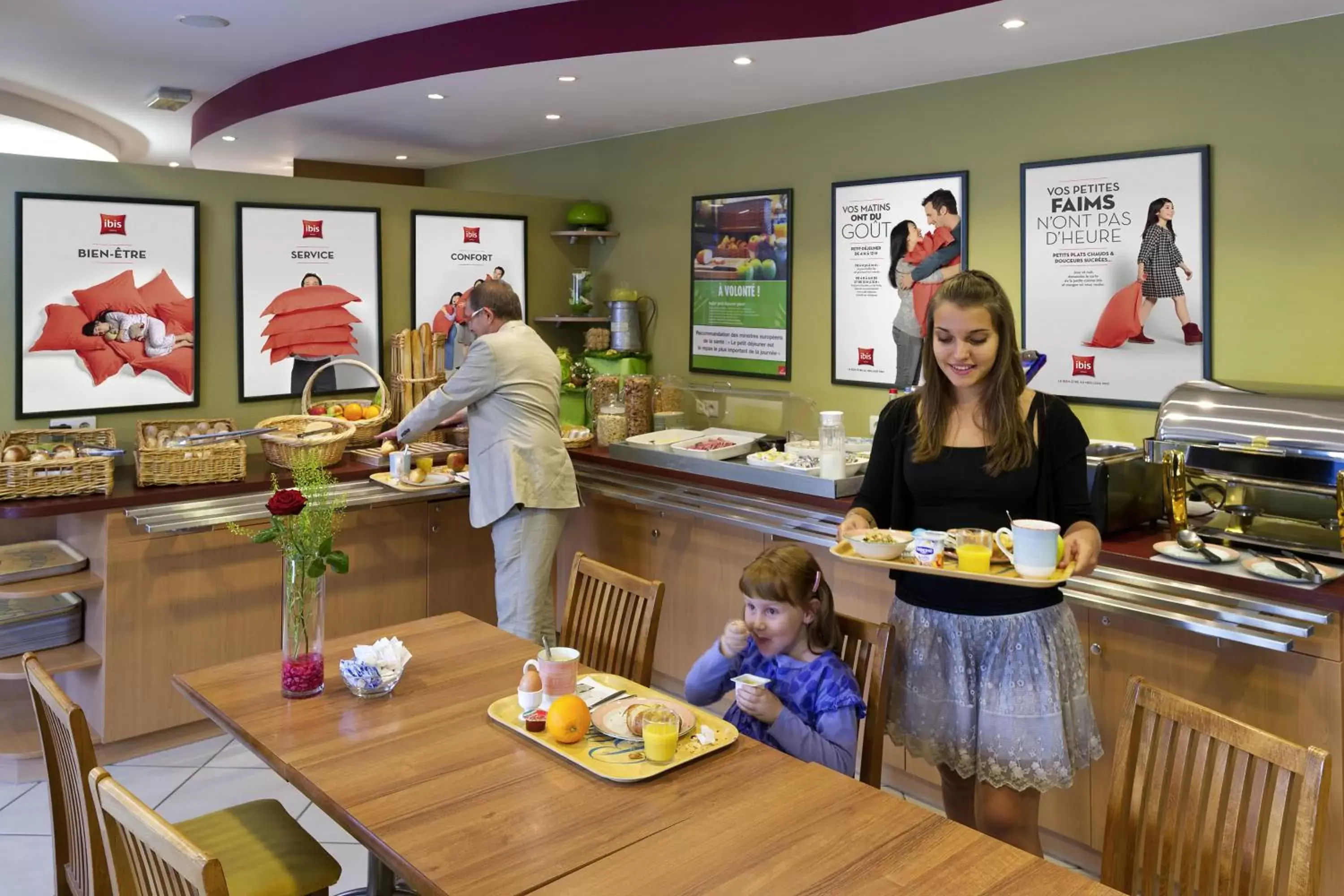 Restaurant/places to eat in ibis Liège Seraing Restaurant/places to eat in ibis Liège Seraing