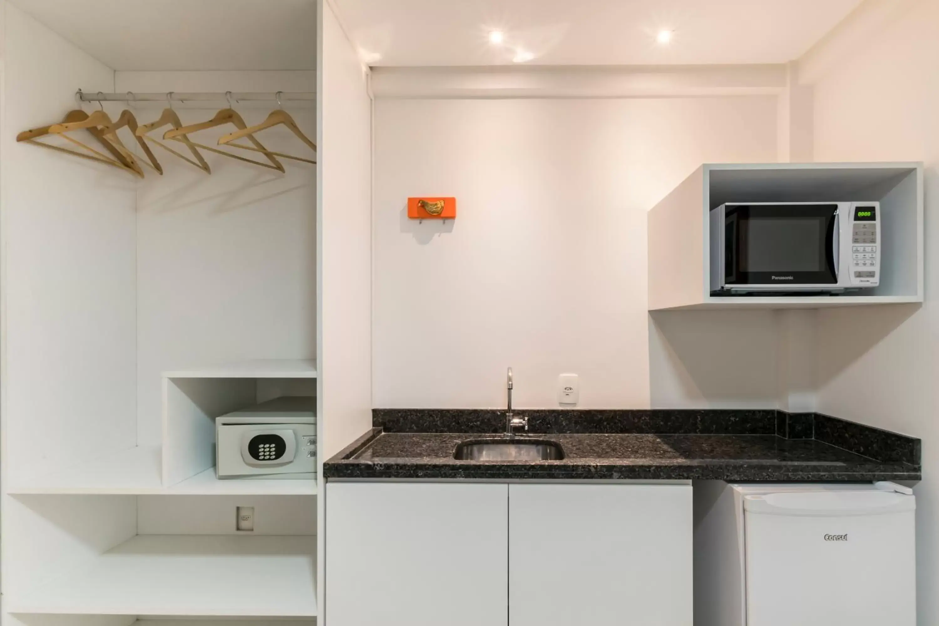 minibar, Kitchen/Kitchenette in NovoHotell Recife