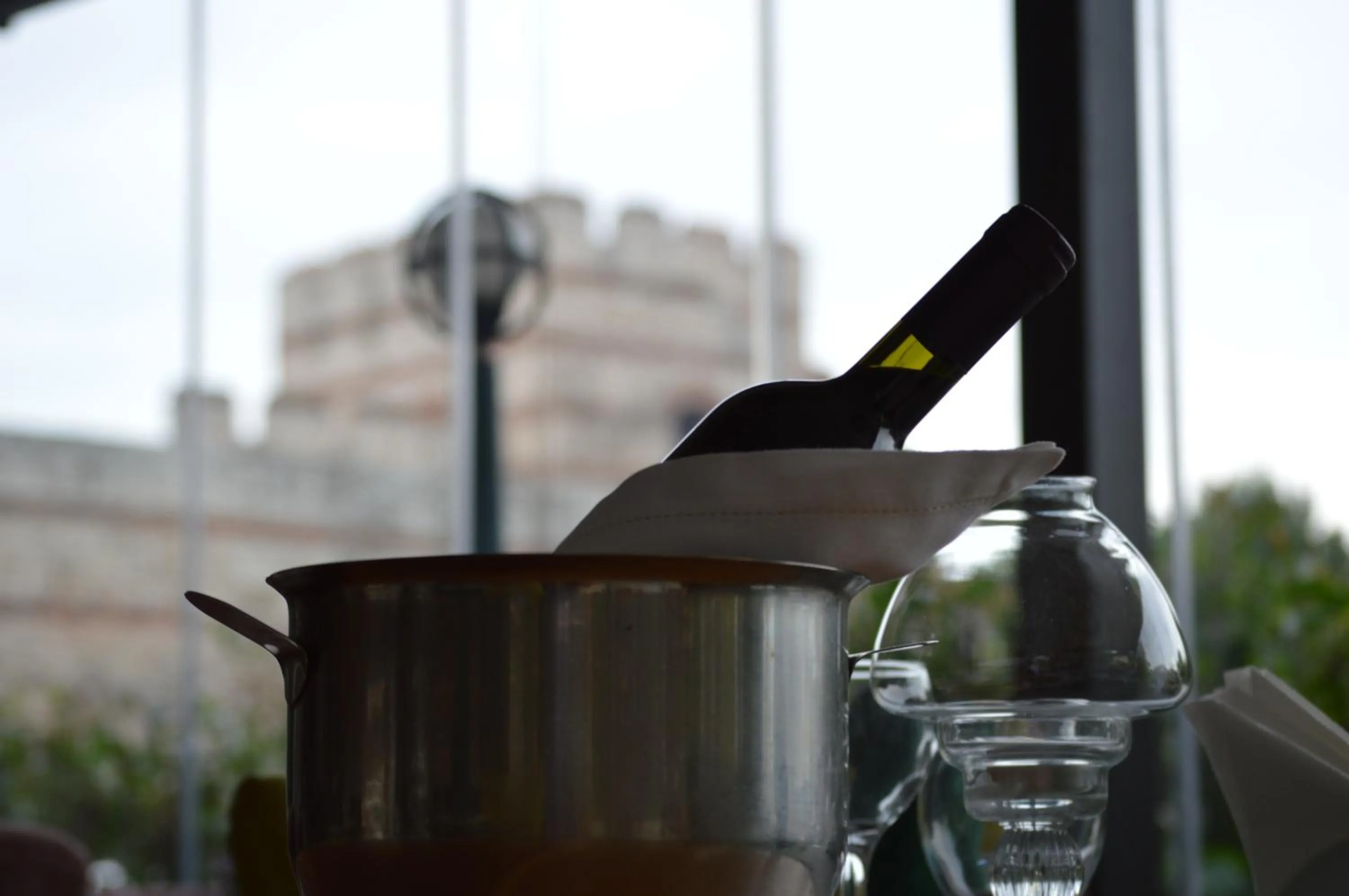 Restaurant/places to eat in Golden Gate Hotel Topkapı