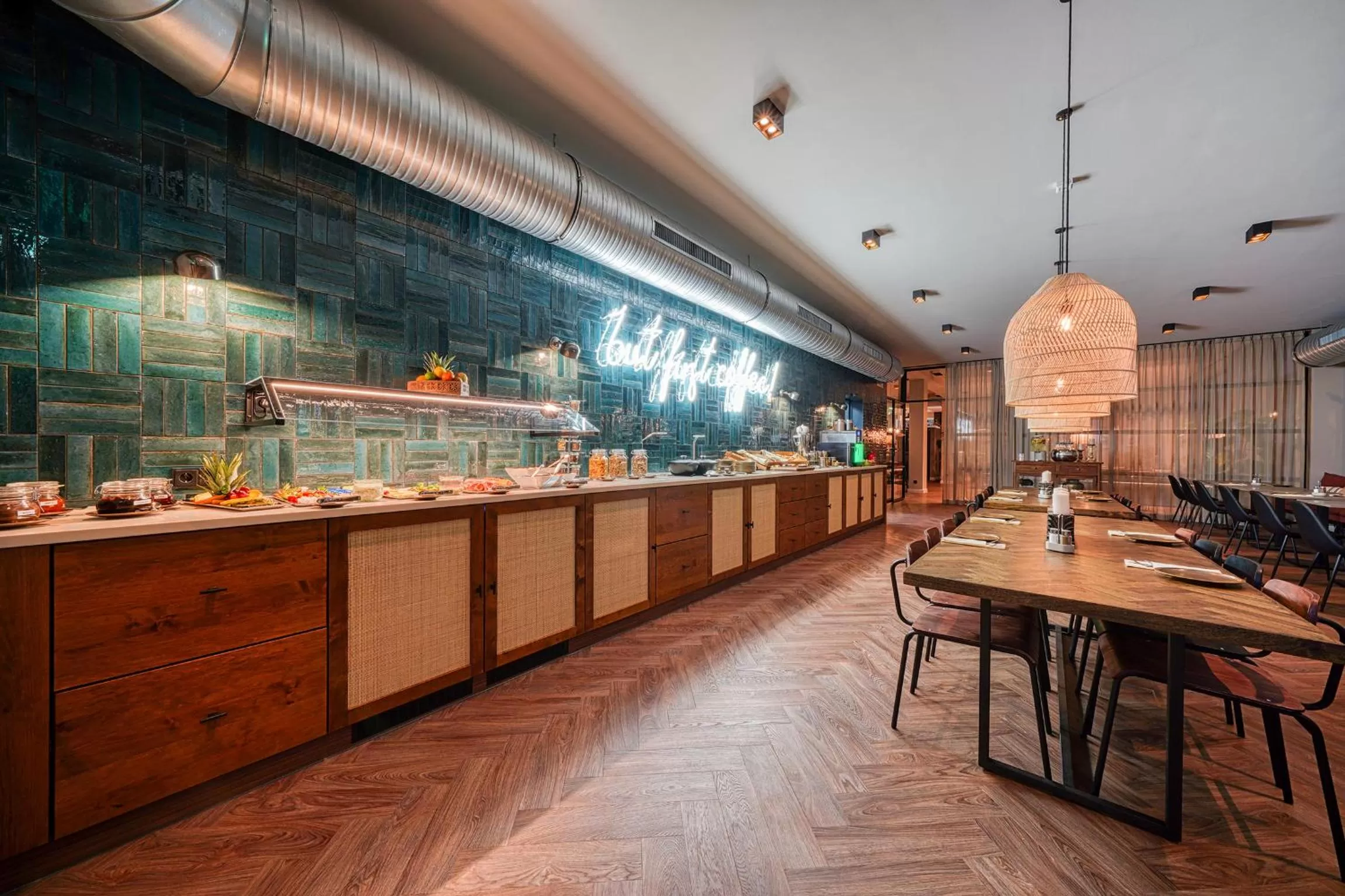 Restaurant/places to eat in NYCE Hotel Bonn