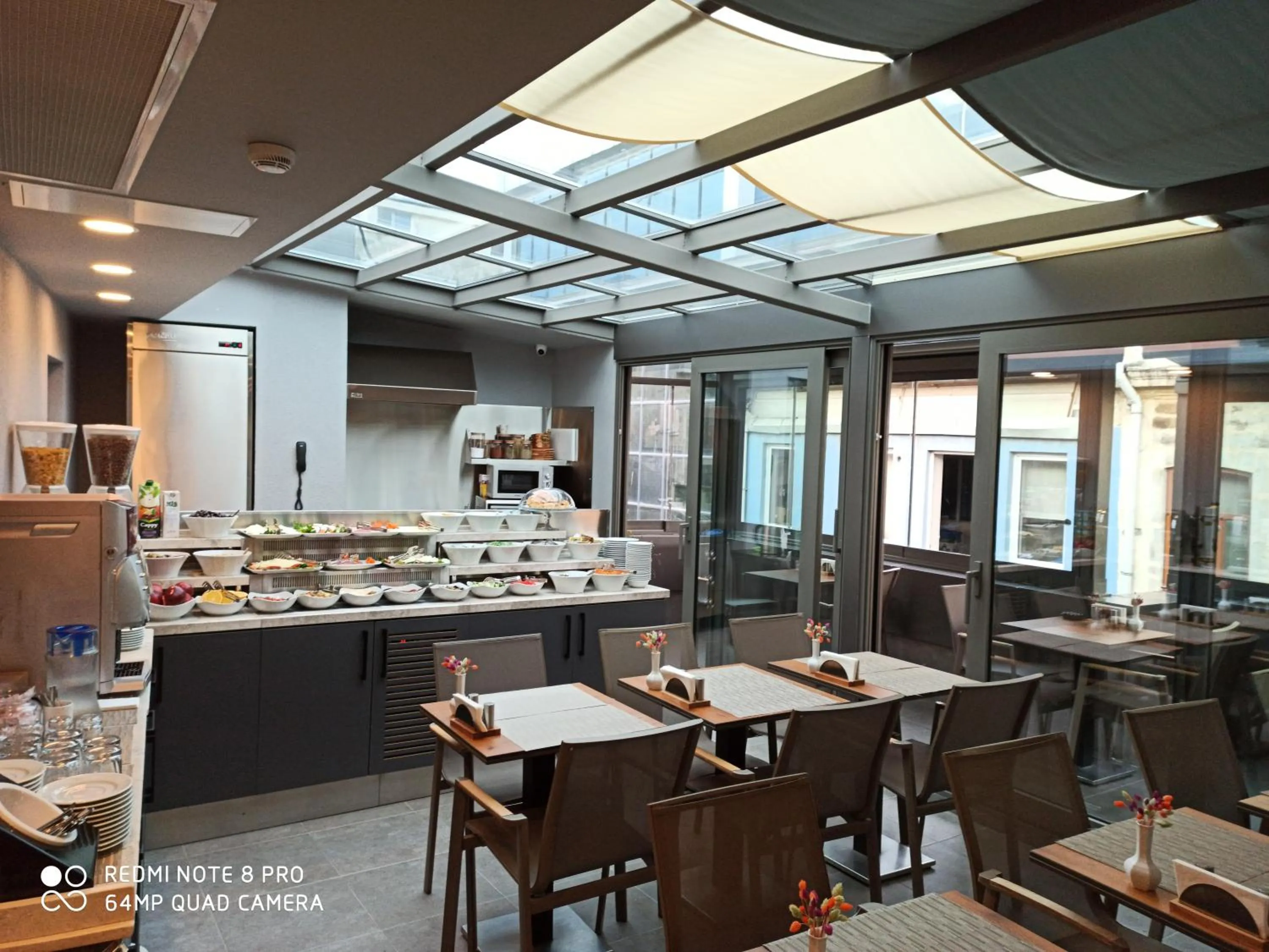 Food and drinks in Triada Hotel Karaköy