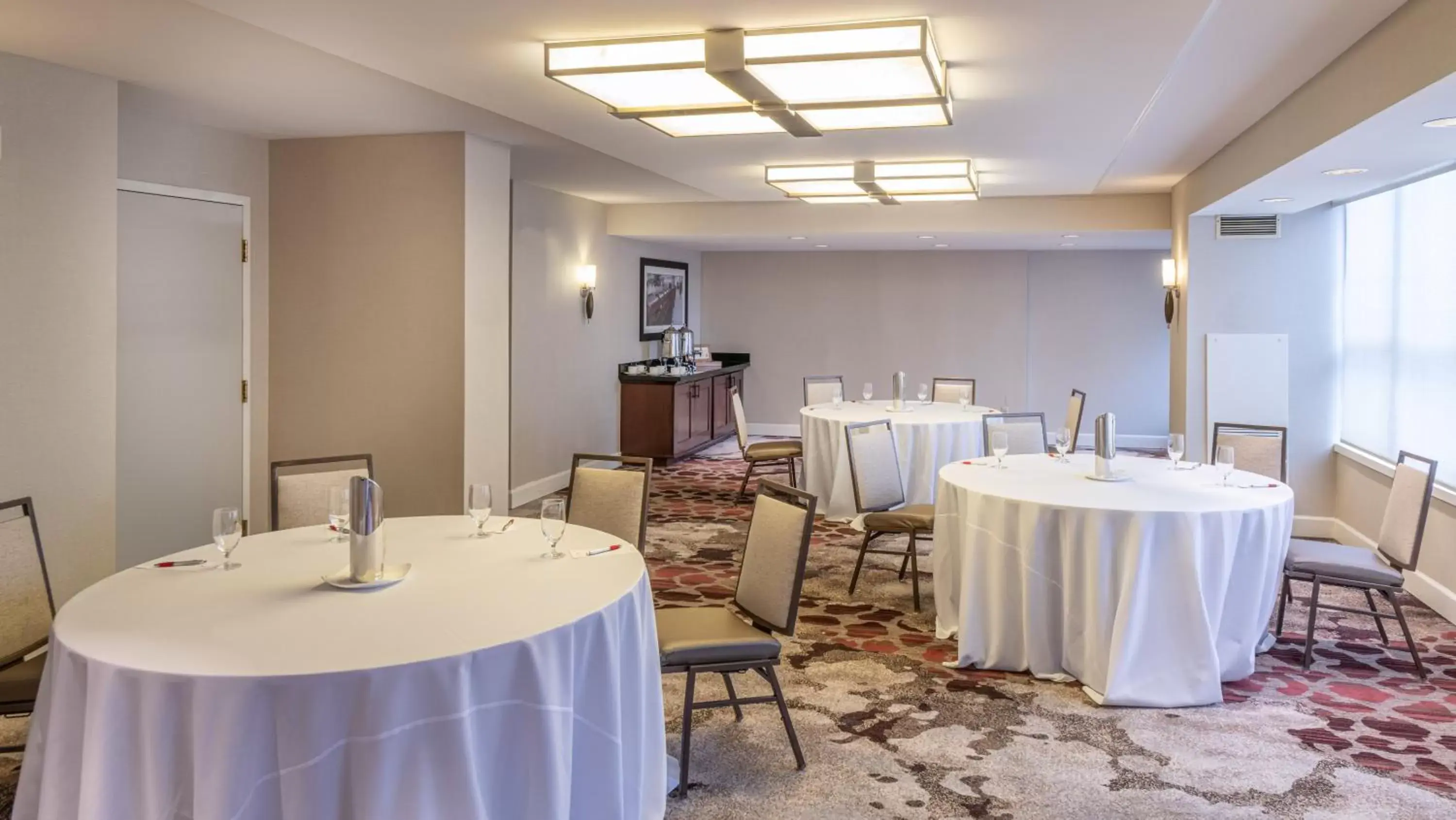 Banquet/Function facilities in Chicago Marriott Suites Deerfield