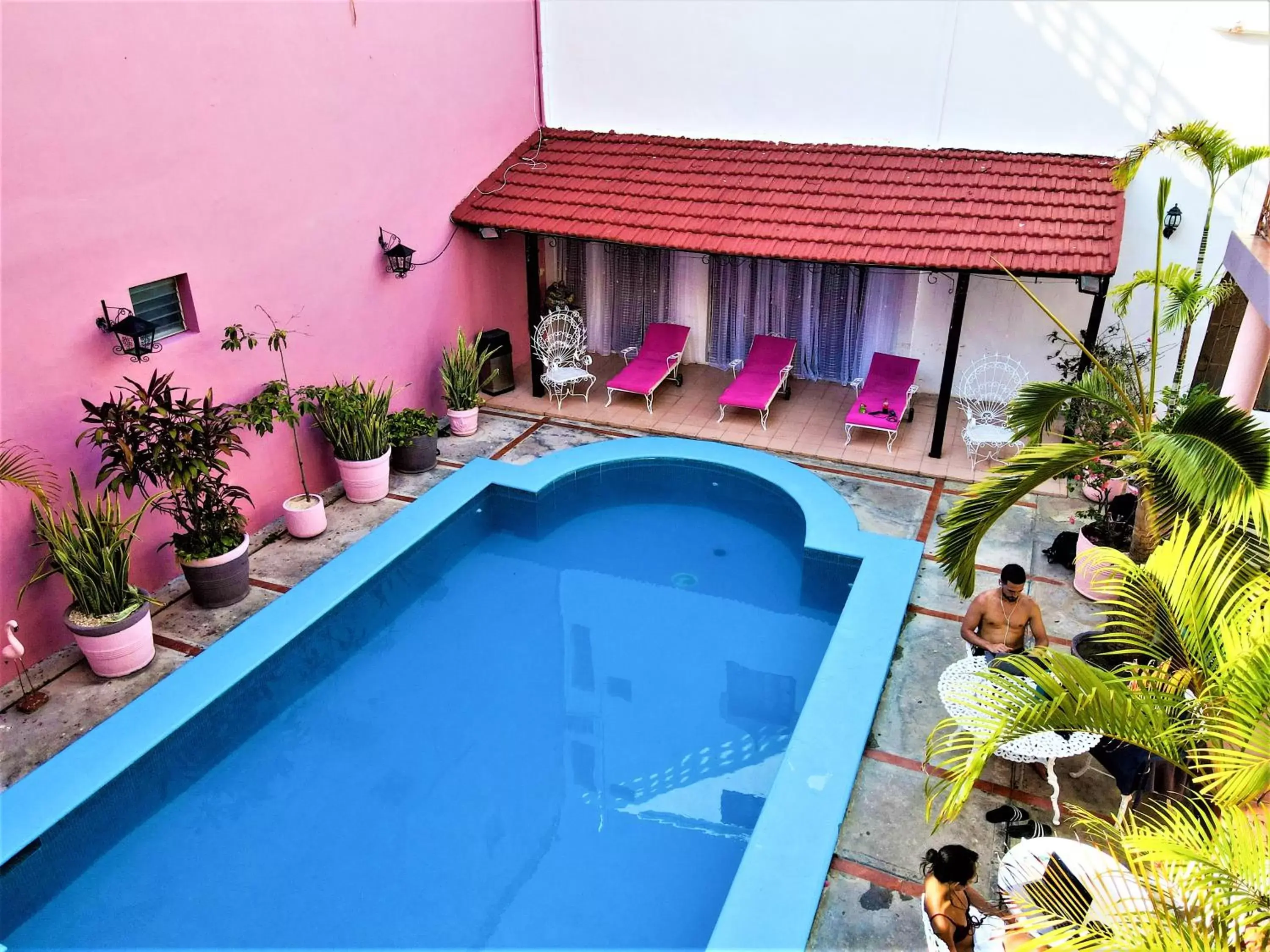 Swimming Pool in Hotel Santa Lucía