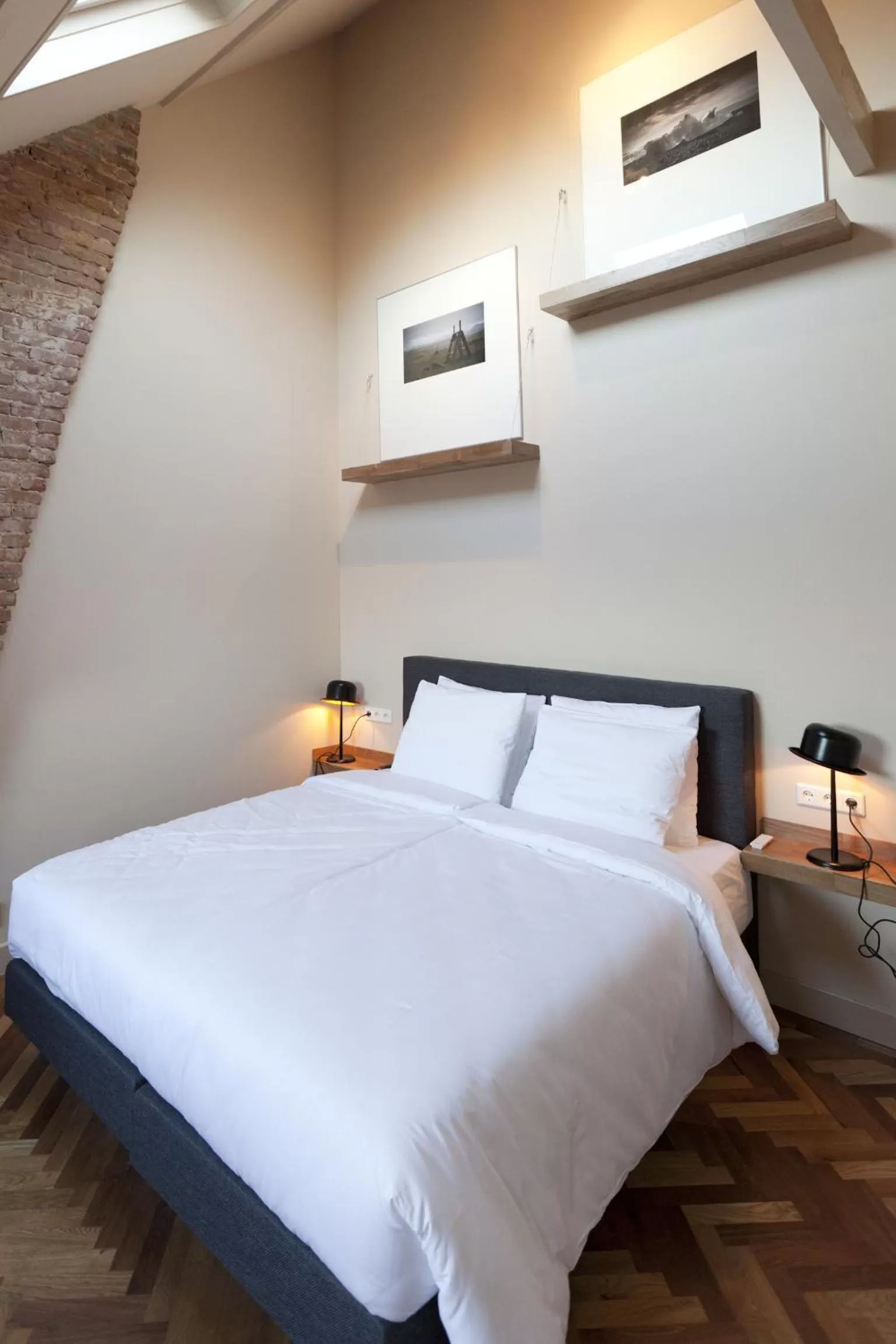 Photo of the whole room, Bed in Hotel Sleep-Inn Box 5