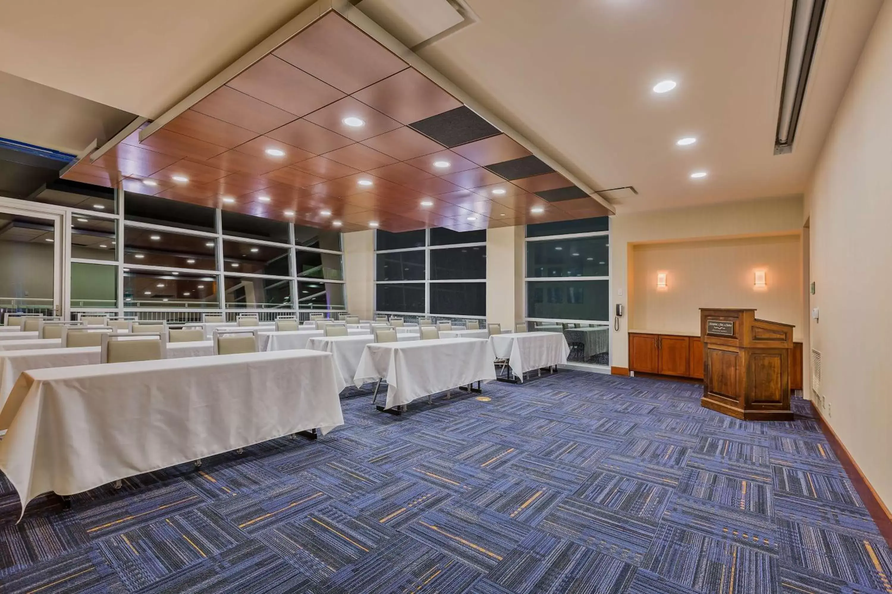 Meeting/conference room, Banquet Facilities in Hampton Inn & Suites Owensboro Downtown Waterfront