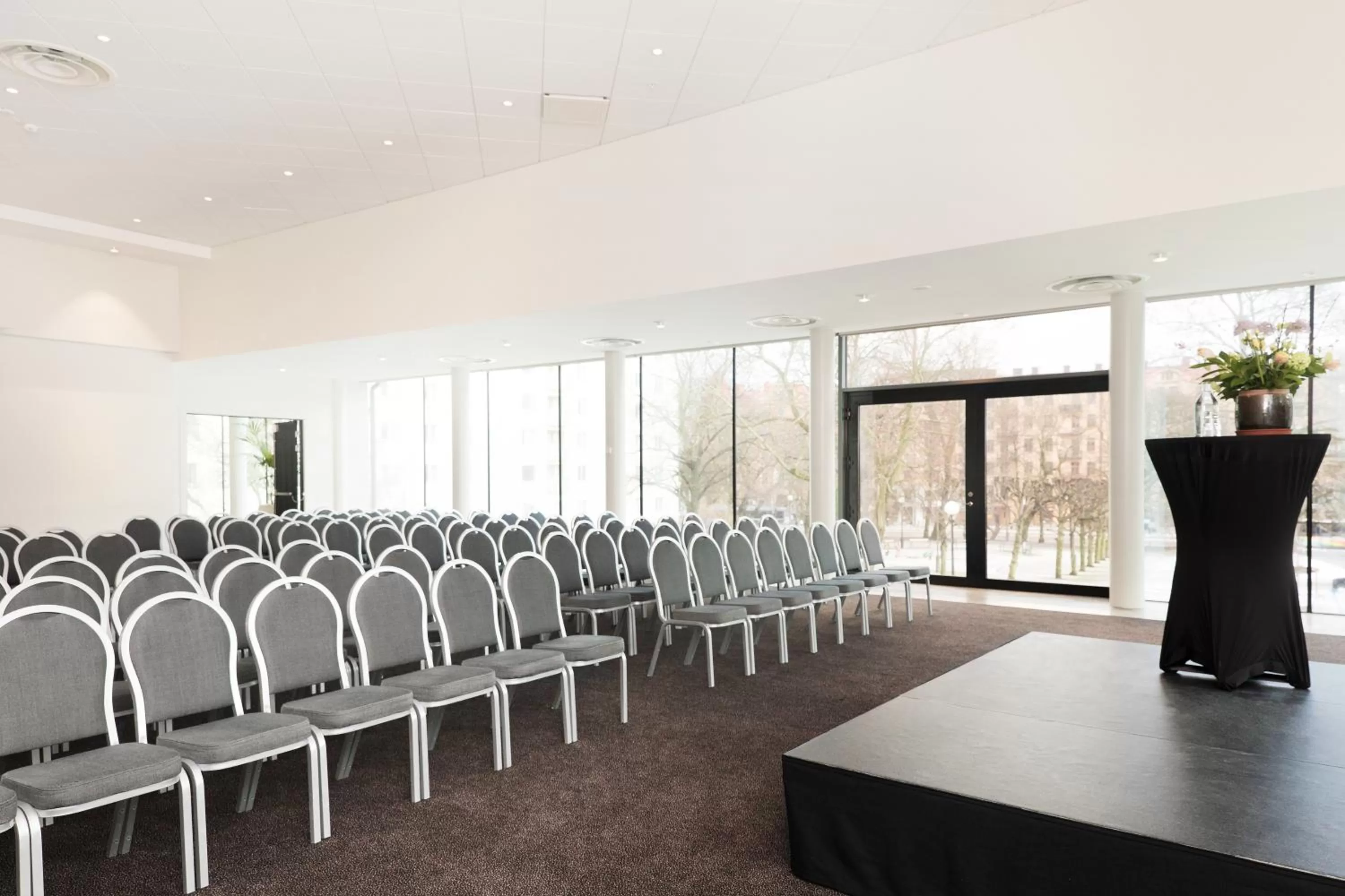 Meeting/conference room in Elite Park Avenue Hotel