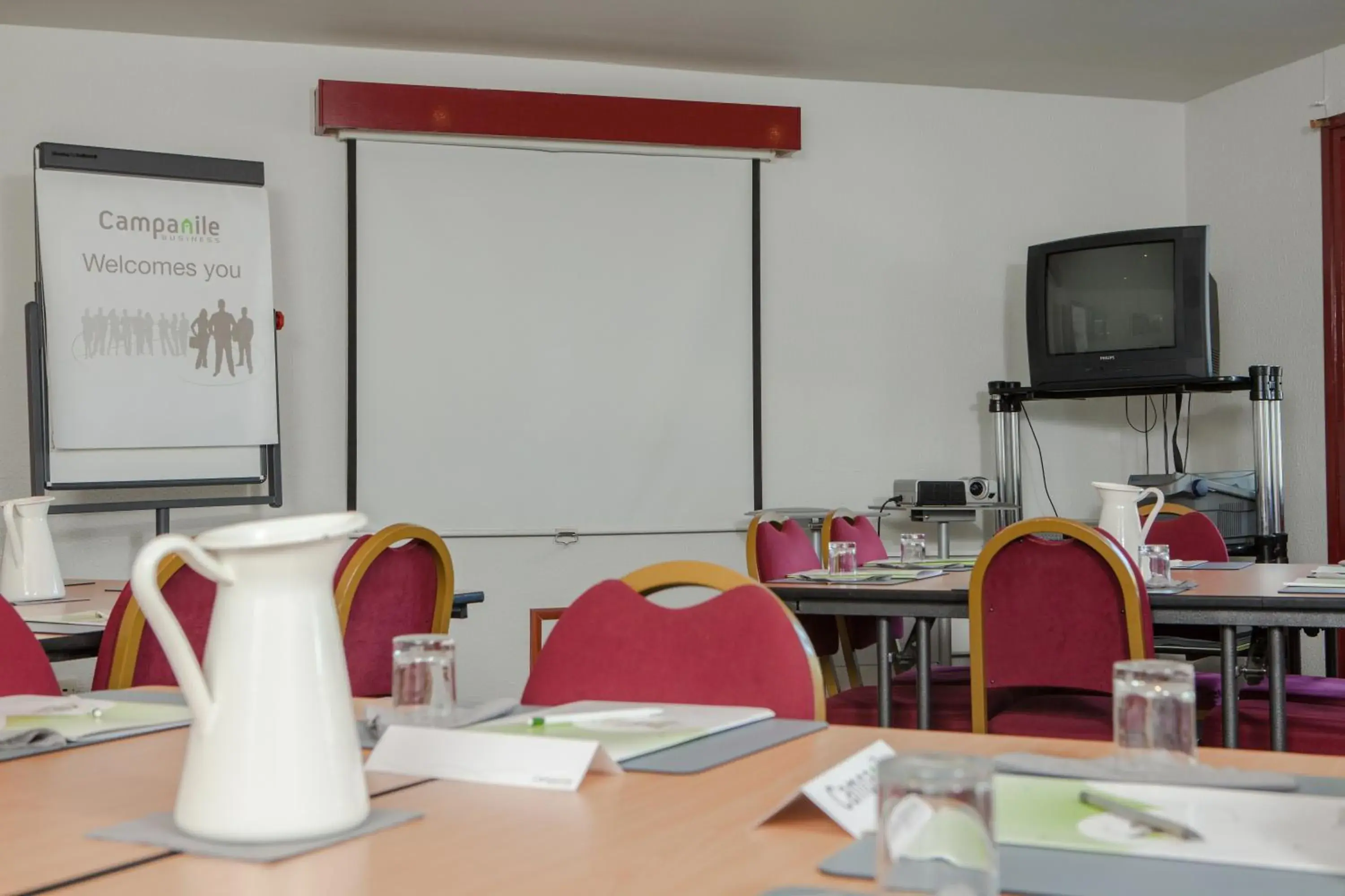 Meeting/conference room, Restaurant/Places to Eat in Campanile Hotel - Basildon - East of London