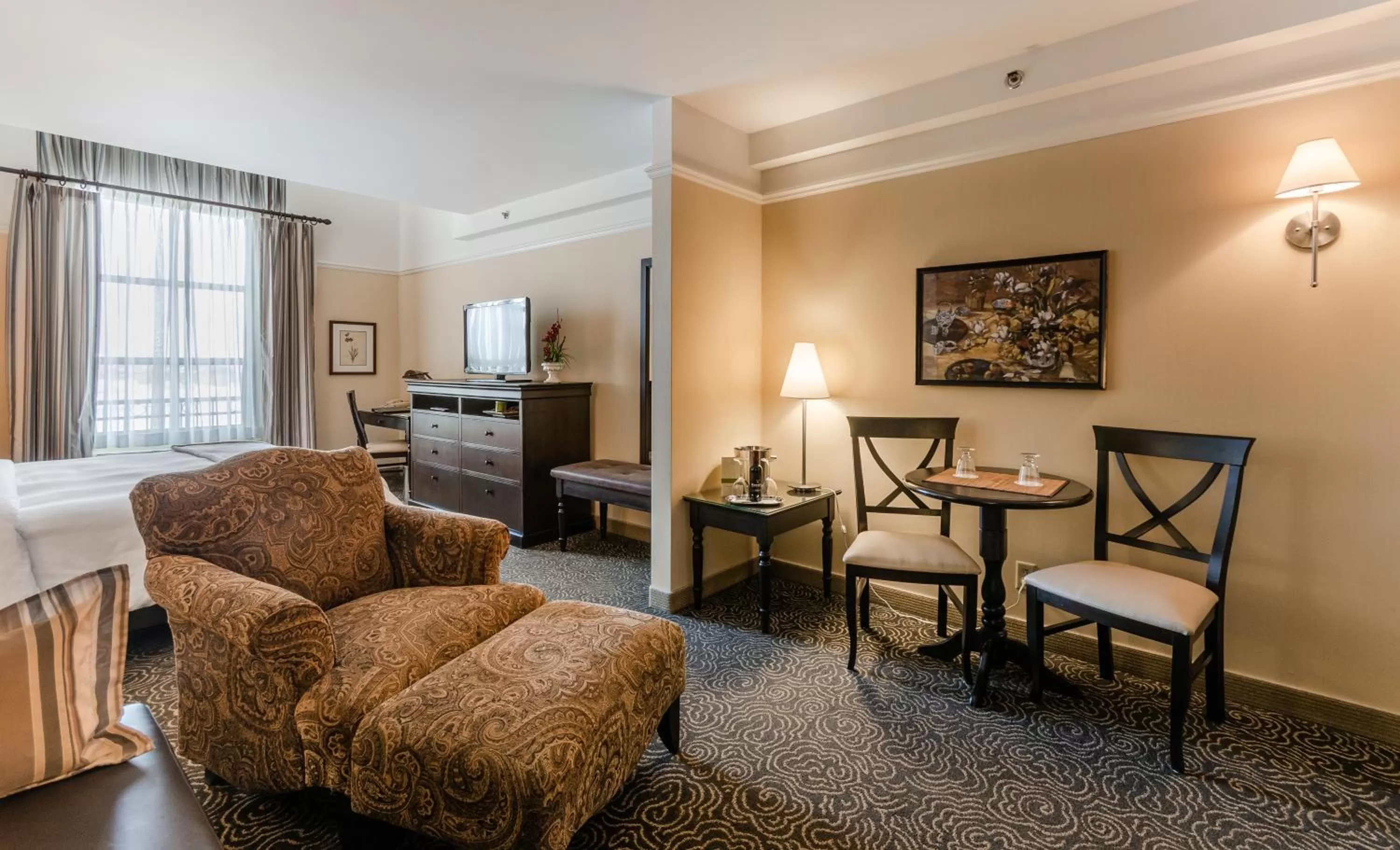 Seating area in Le St-Martin Hotel & Suites