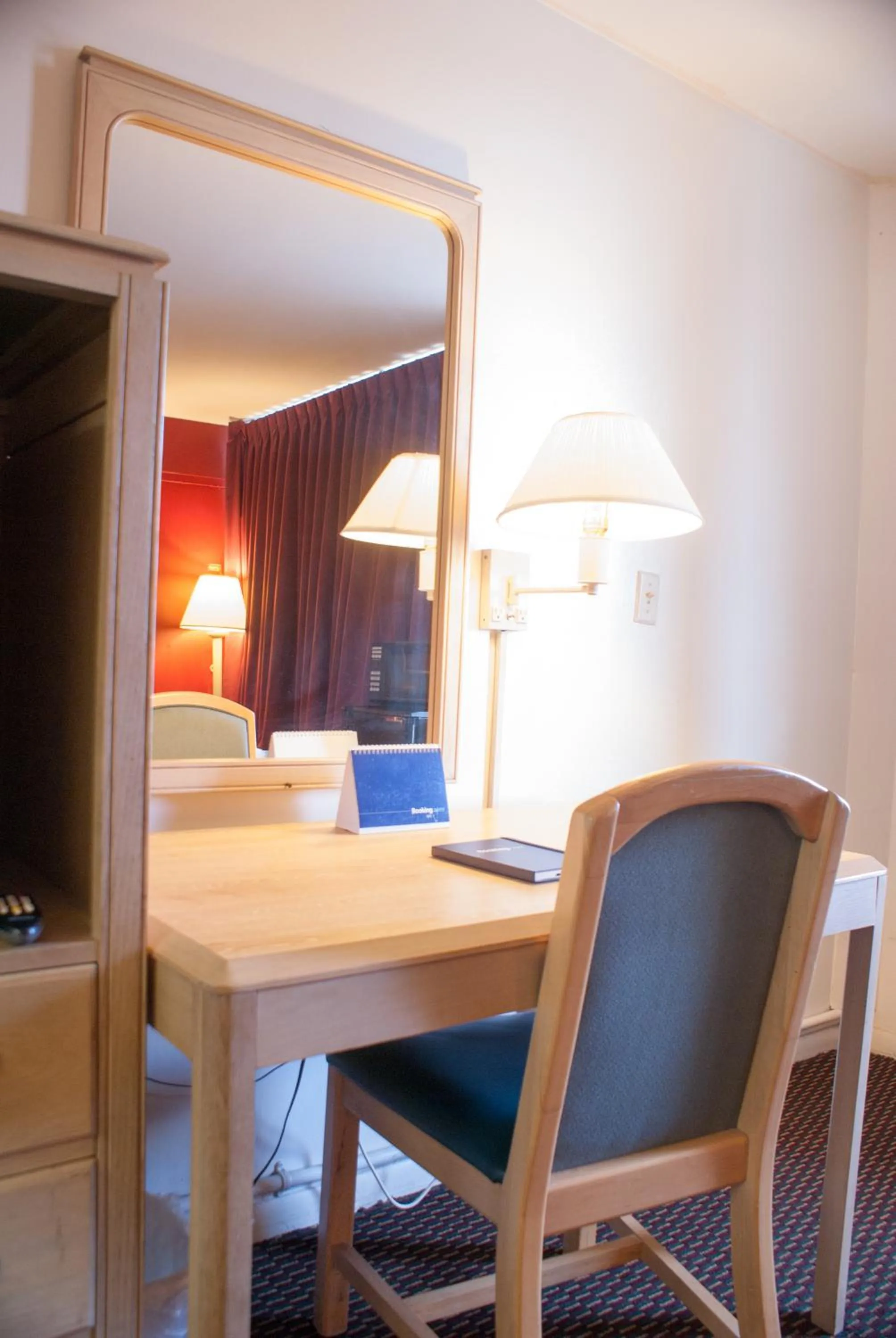 Decorative detail in Scottish Inn Downtown Jacksonville