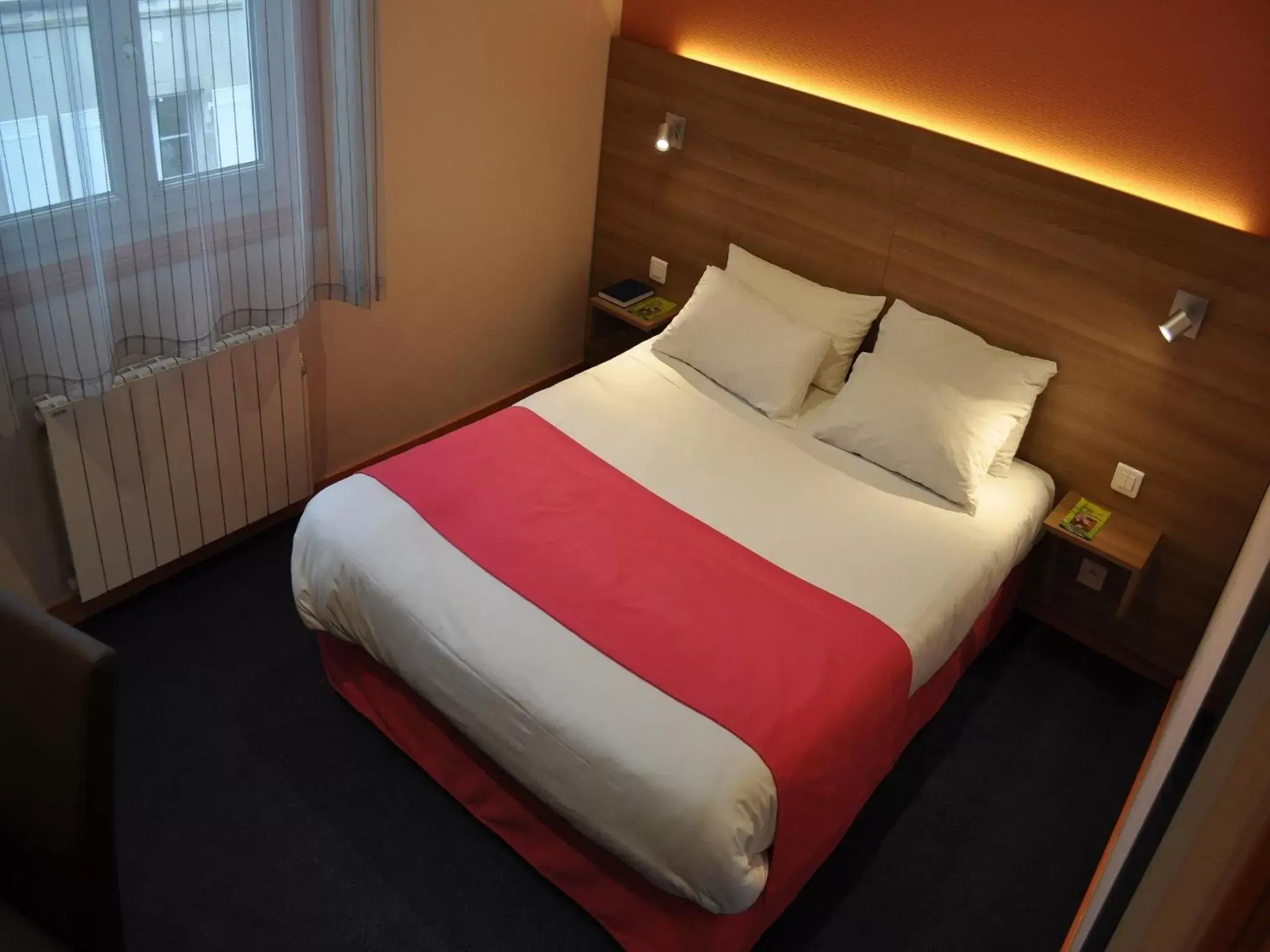 Bed in Hôtel La Résidence