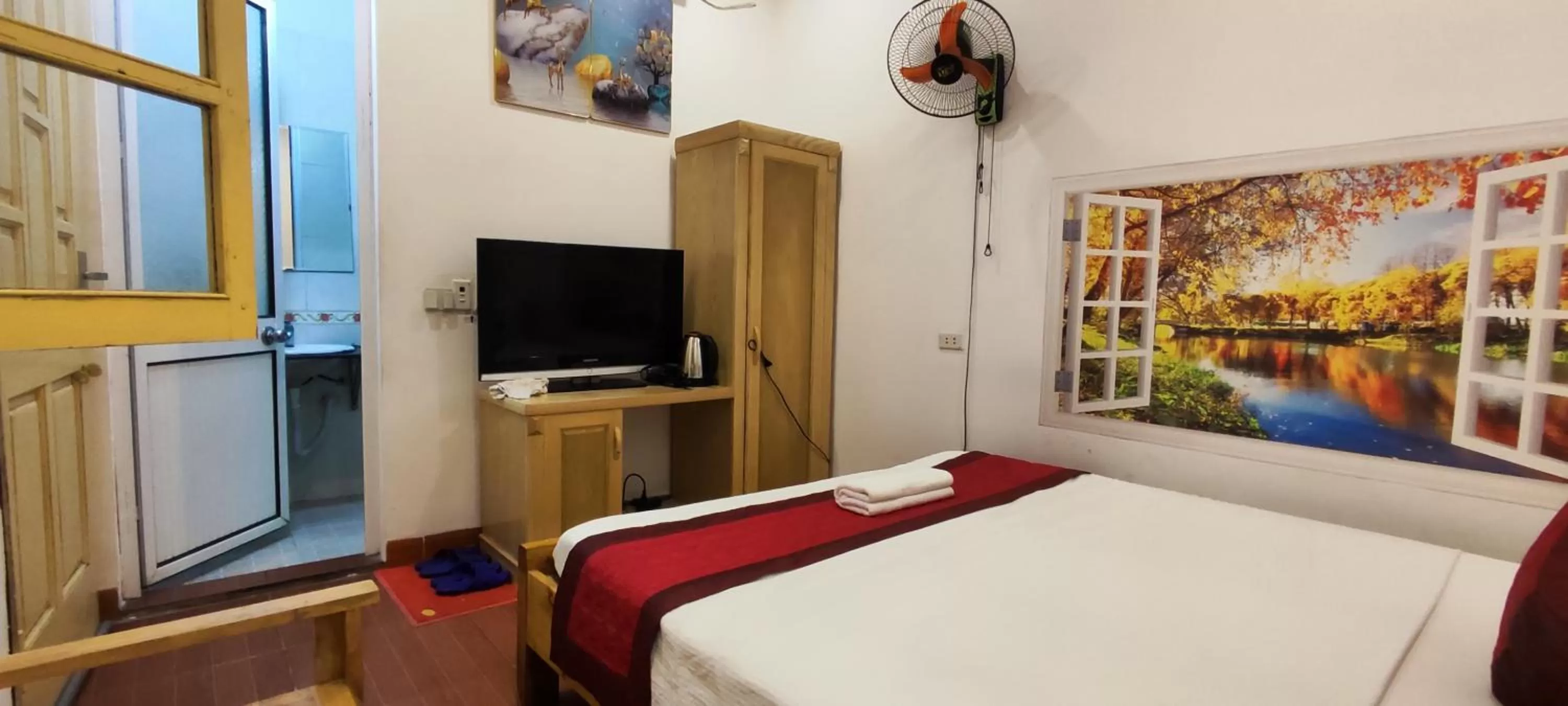 Bedroom, Bed in Thanh Hương 99 Hotel - Nội Bài