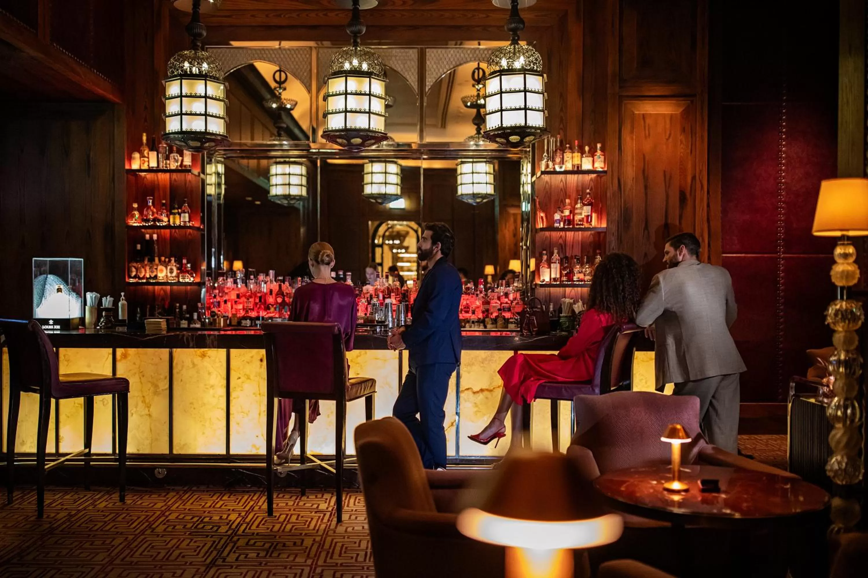 Lounge or bar in Four Seasons Resort Dubai at Jumeirah Beach