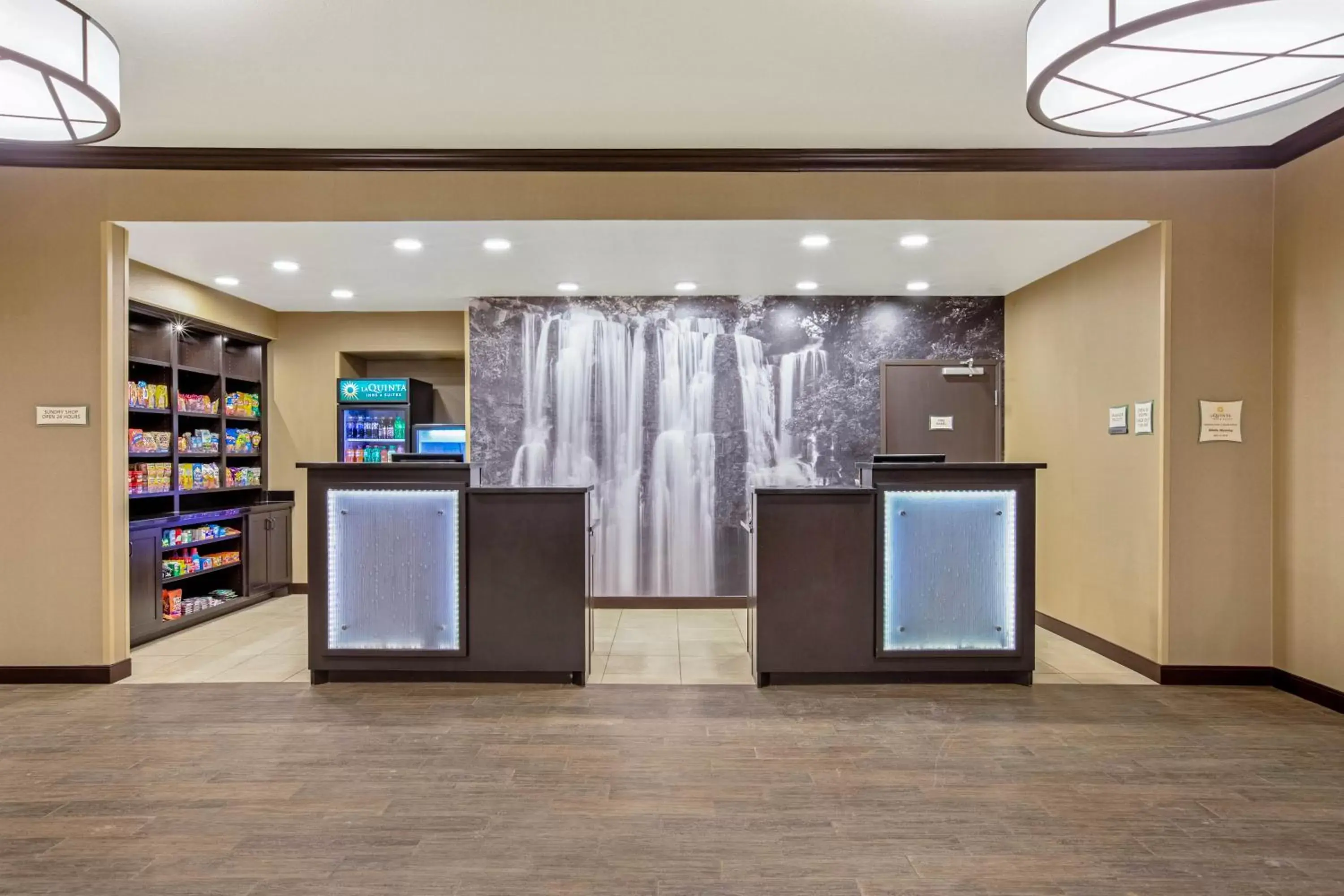 Lobby or reception, Lobby/Reception in La Quinta by Wyndham Gillette