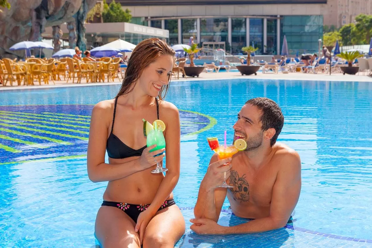 Swimming pool in Gran Hotel Bali & Spa