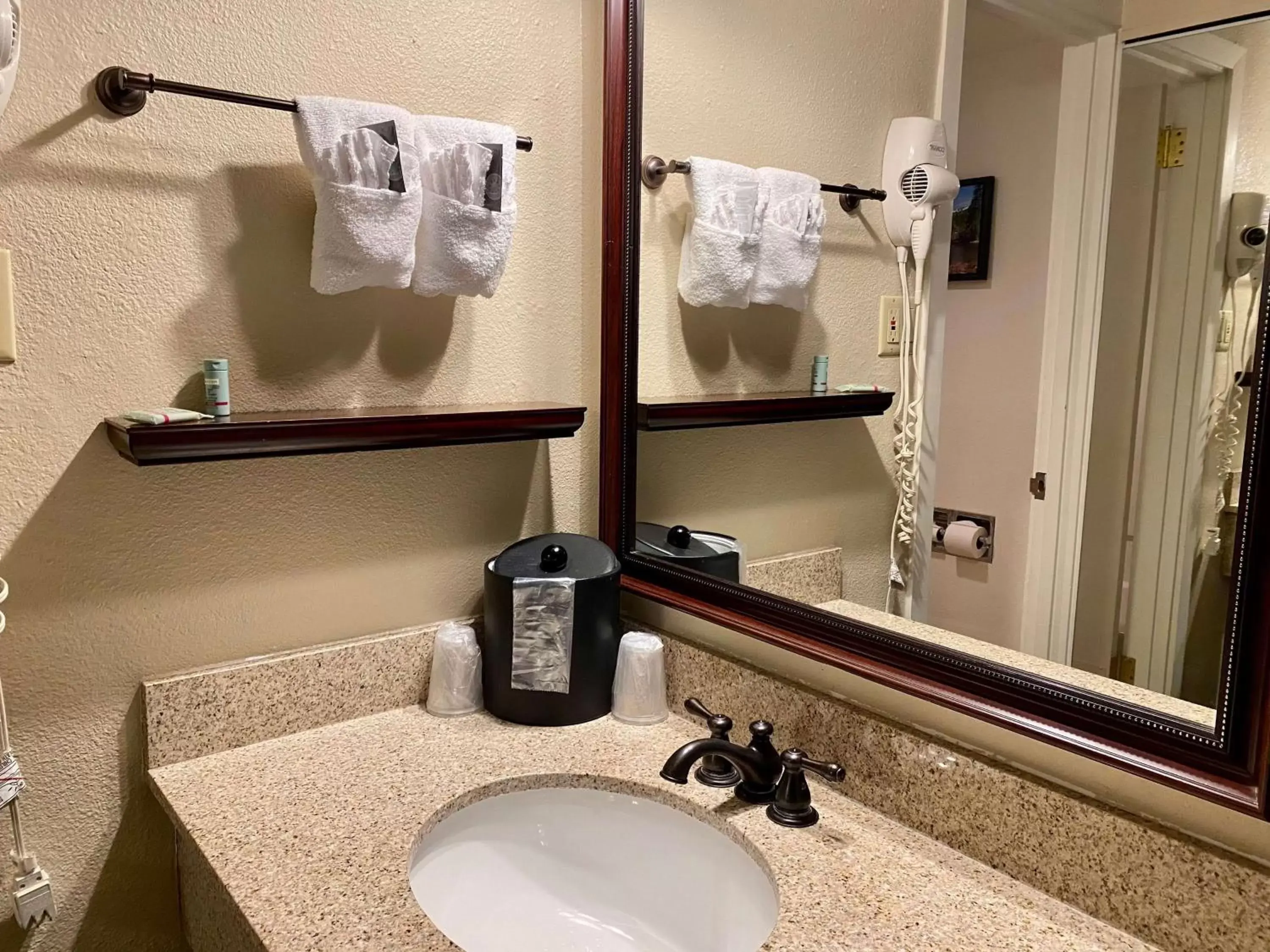 Bathroom in Best Western Sheridan Center