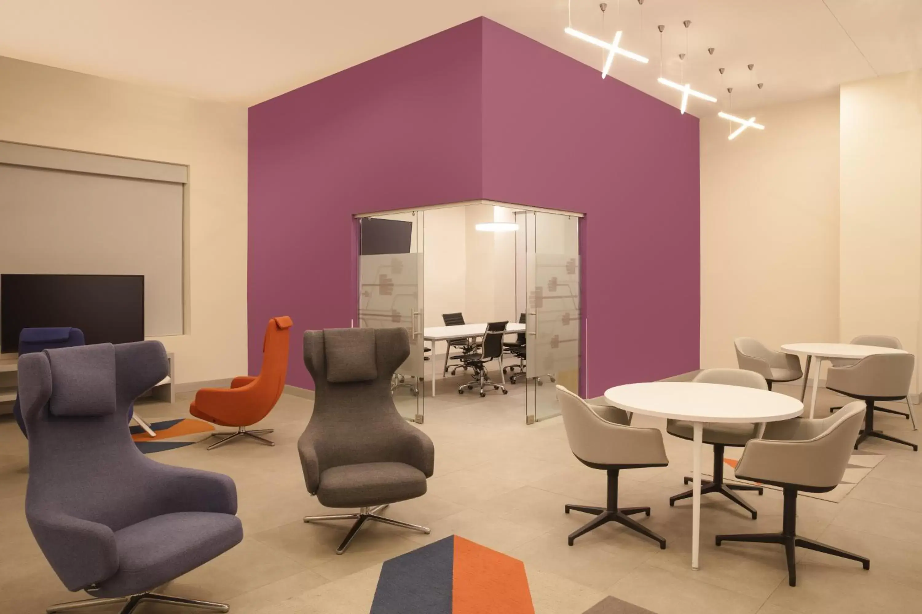 Lobby or reception, Seating Area in Fiesta Inn Express Monterrey Centro