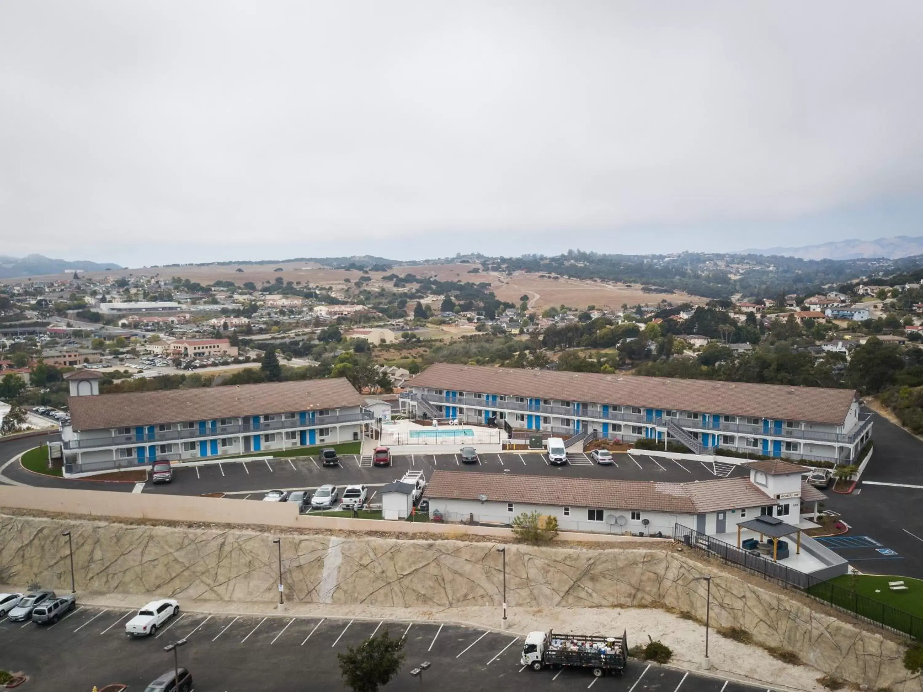 Bird's-eye View in Pismo View Inn