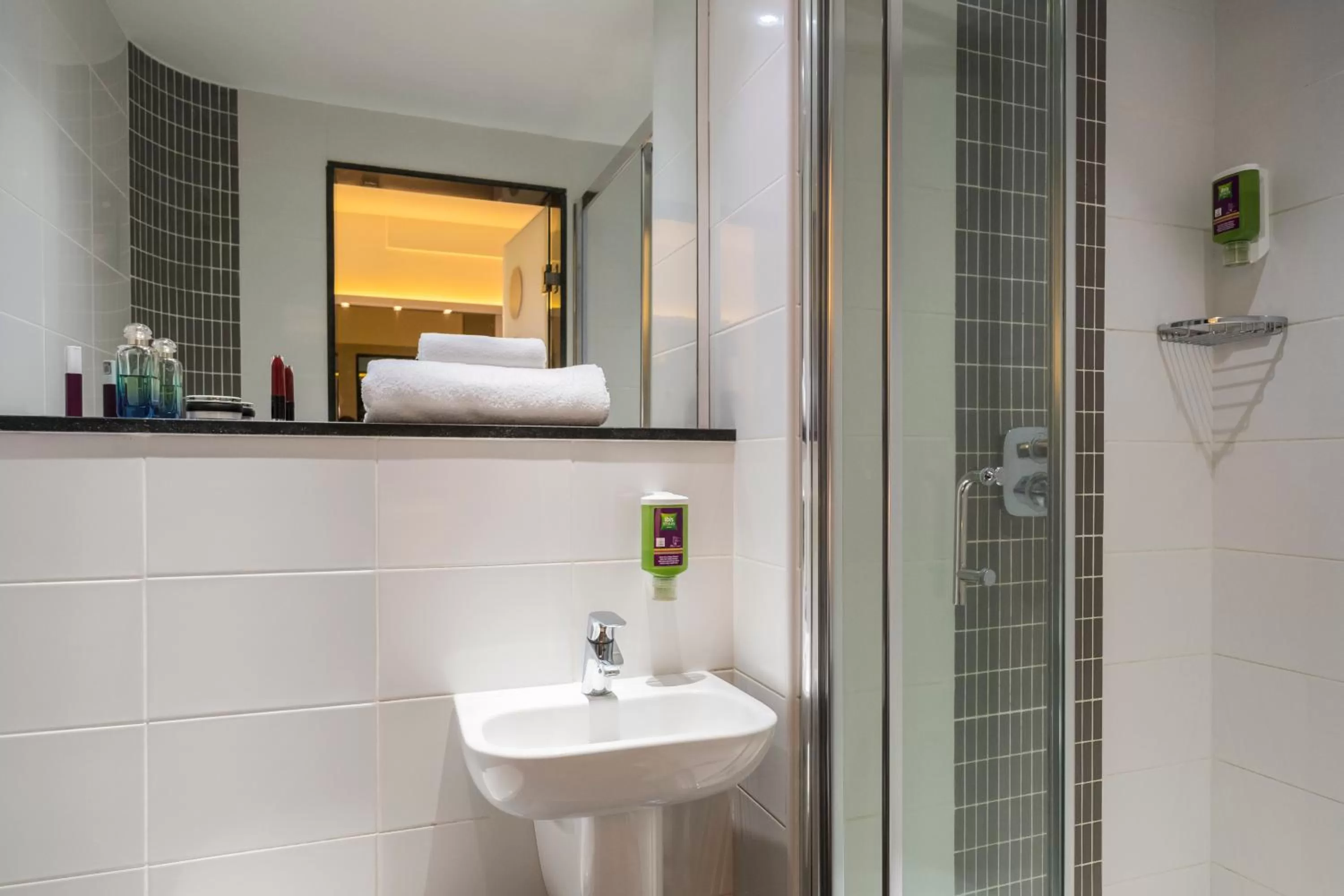 Shower in ibis Styles - Nairobi, Westlands