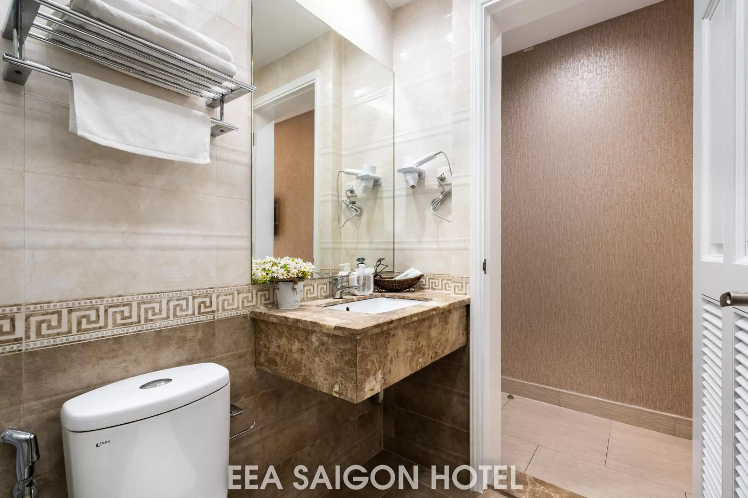 Bathroom in EEA Central Saigon Hotel