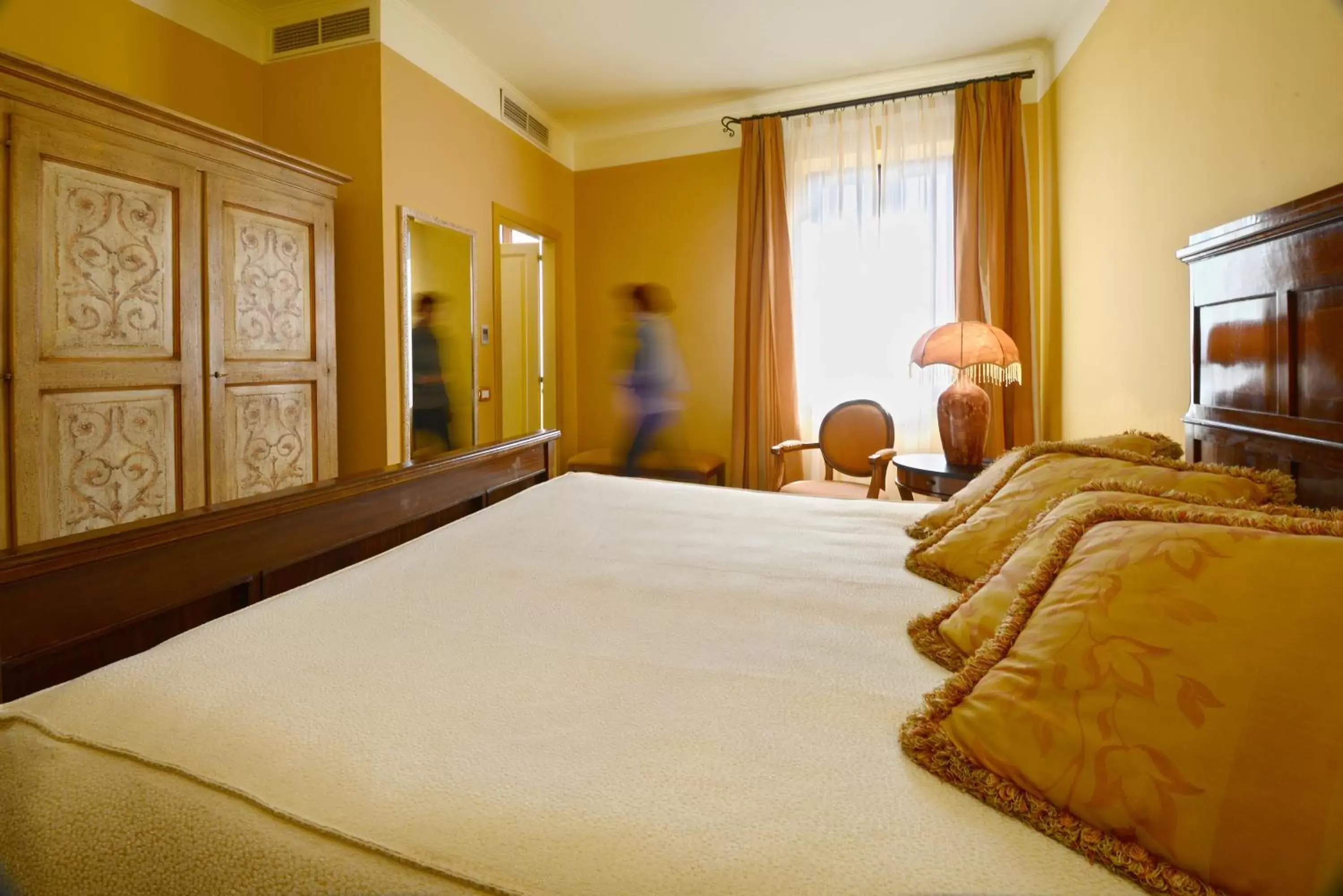 Photo of the whole room, Bed in La Locanda Di San Francesco