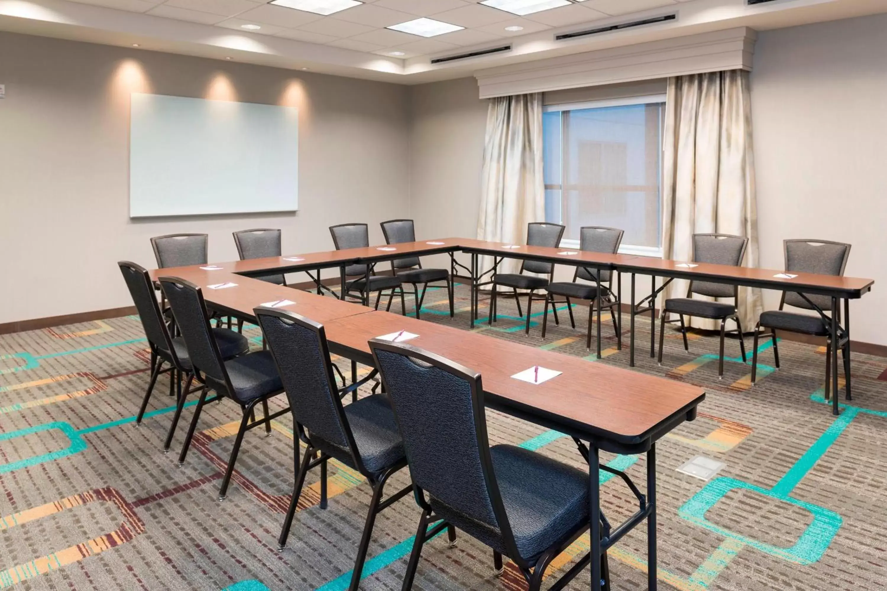 Meeting/conference room in Residence Inn by Marriott Milwaukee West