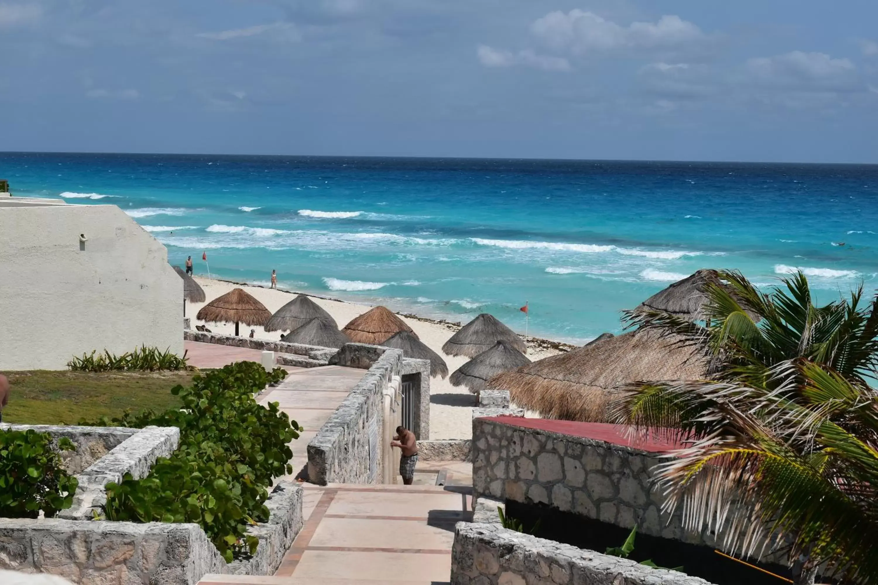 Beach, Sea View in Solymar Condo Beach Resort by Casago