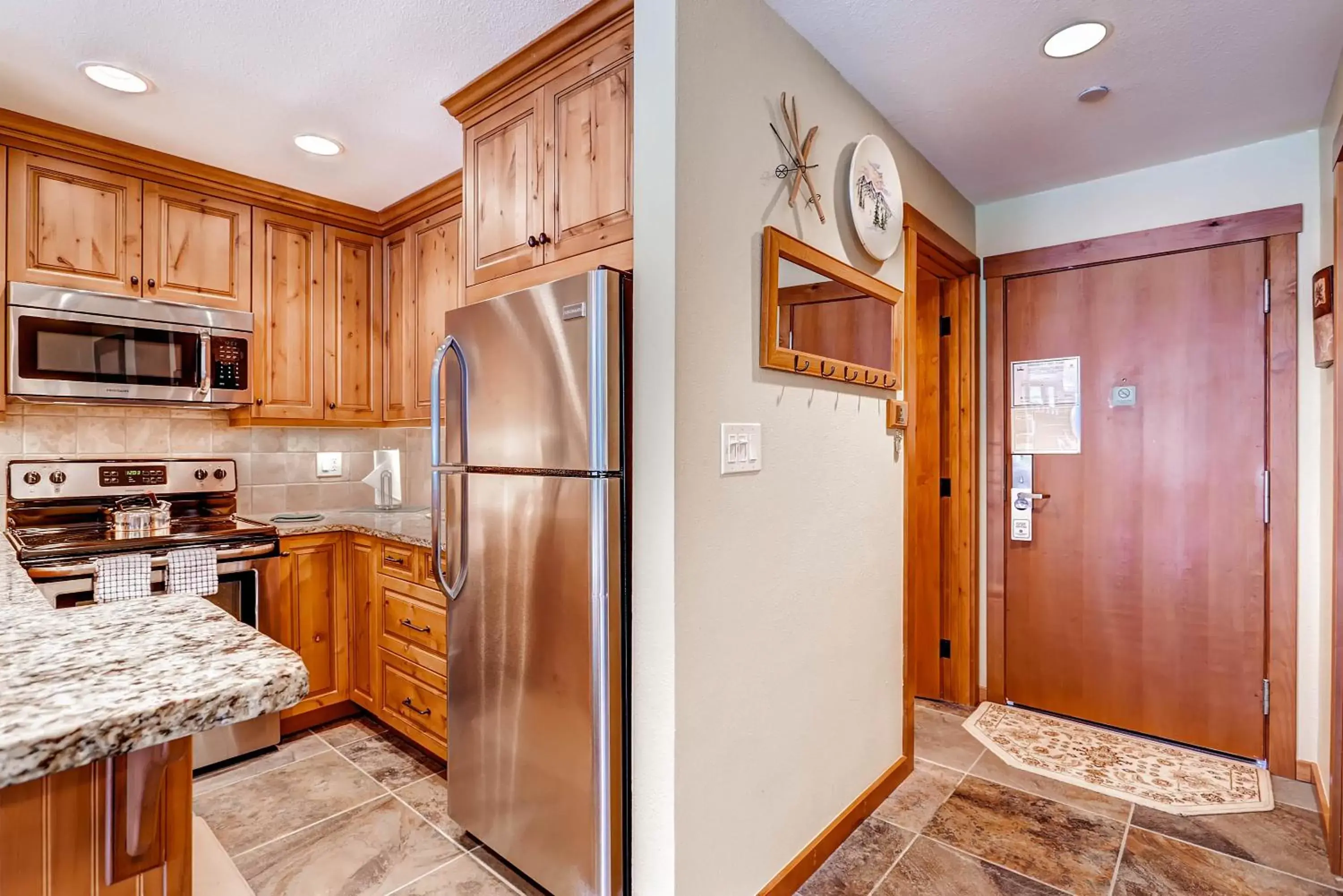 Kitchen/Kitchenette in Lakeside Village by Keystone Resort