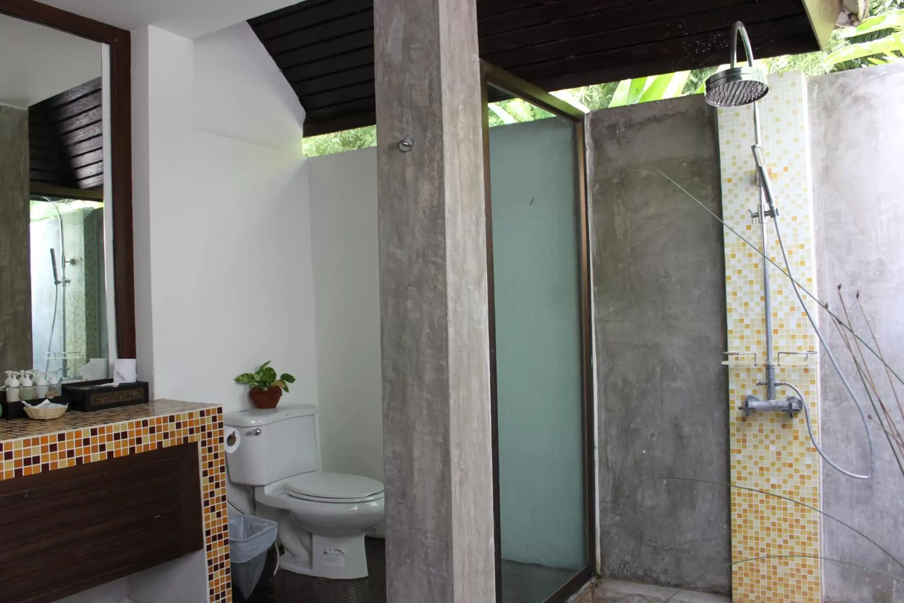 Toilet, Bathroom in Bura Lumpai Resort