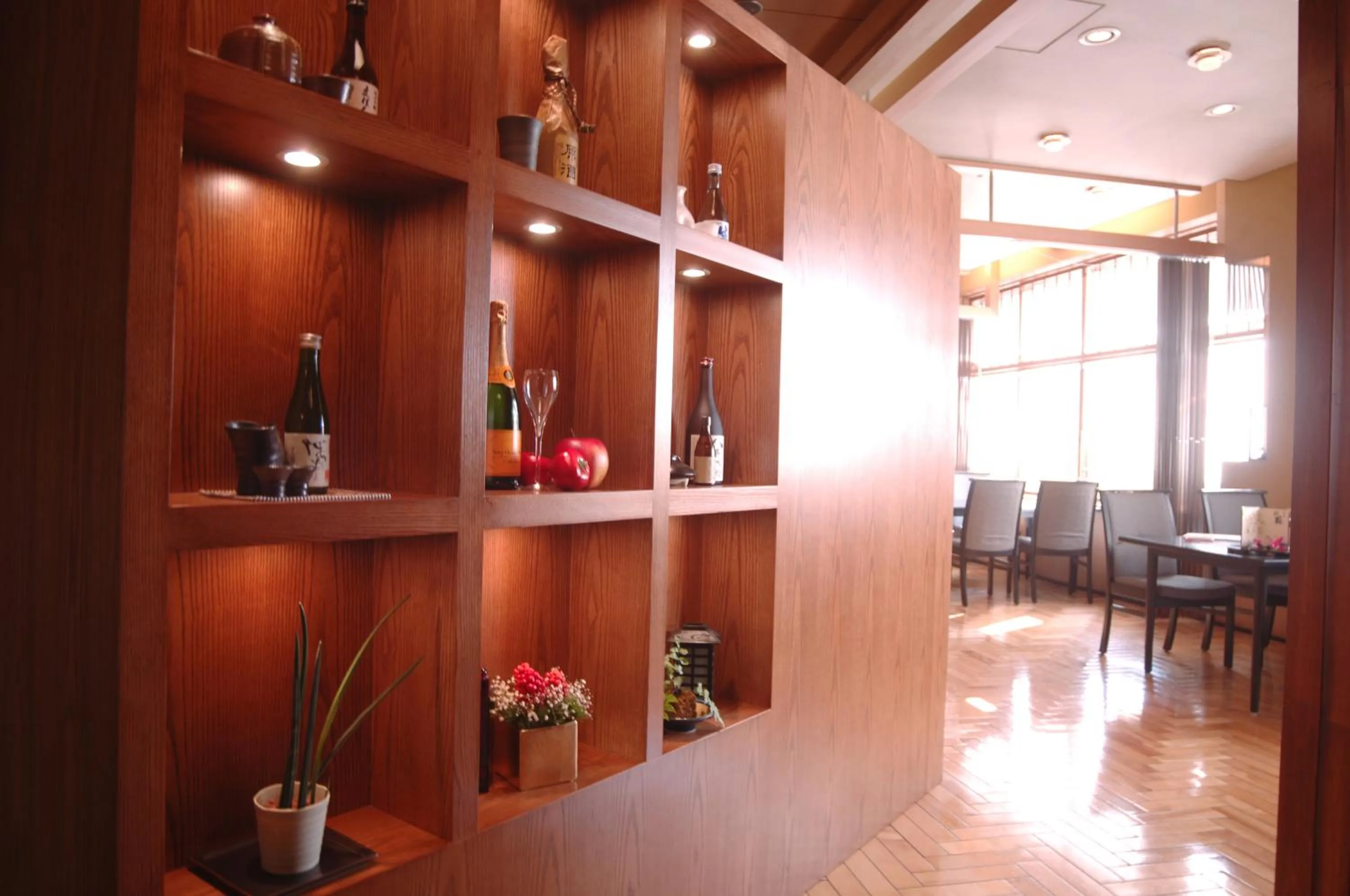 Restaurant/places to eat in Jyoseikan