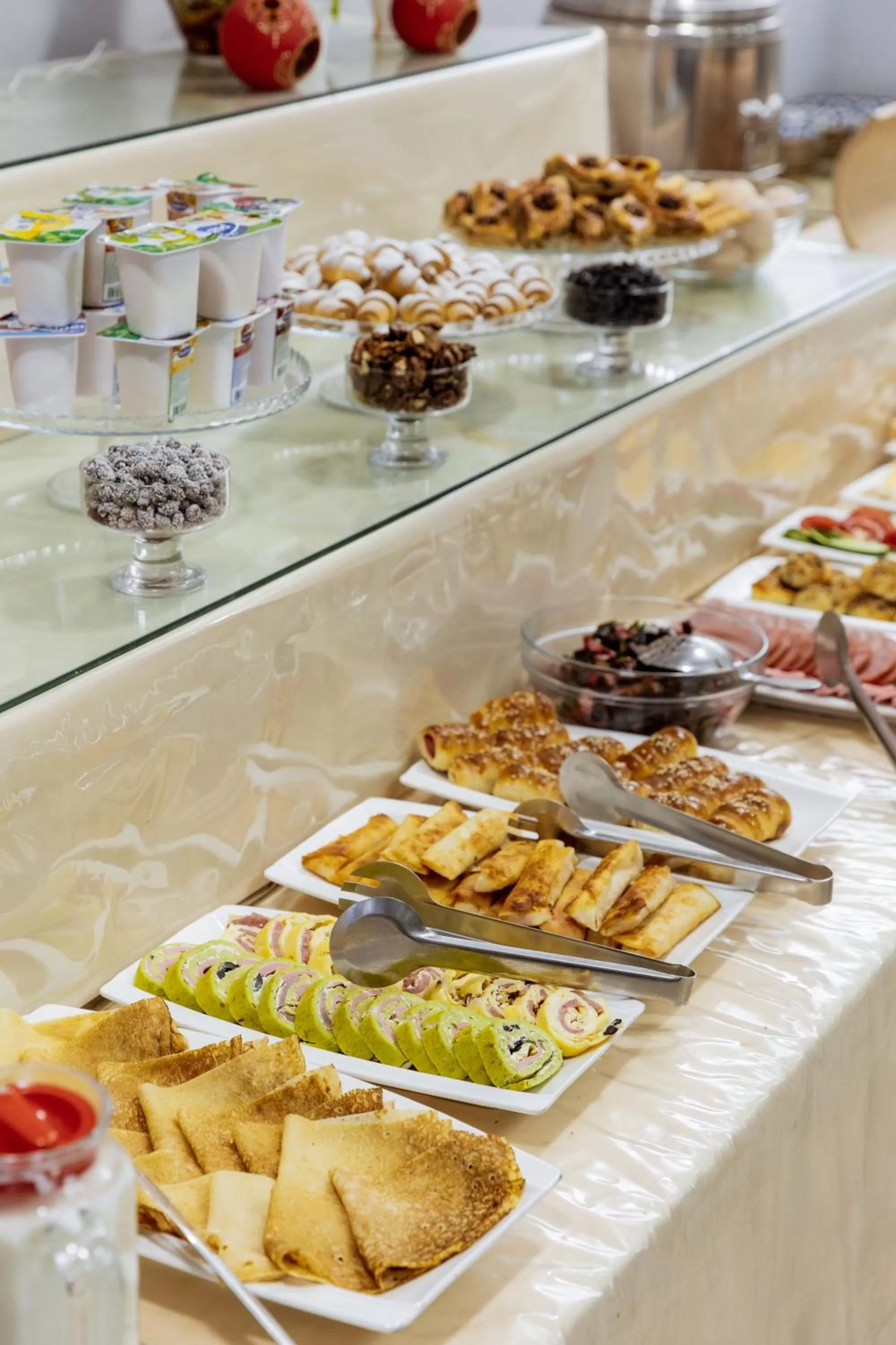 Restaurant/places to eat in Stella Hotel Tashkent