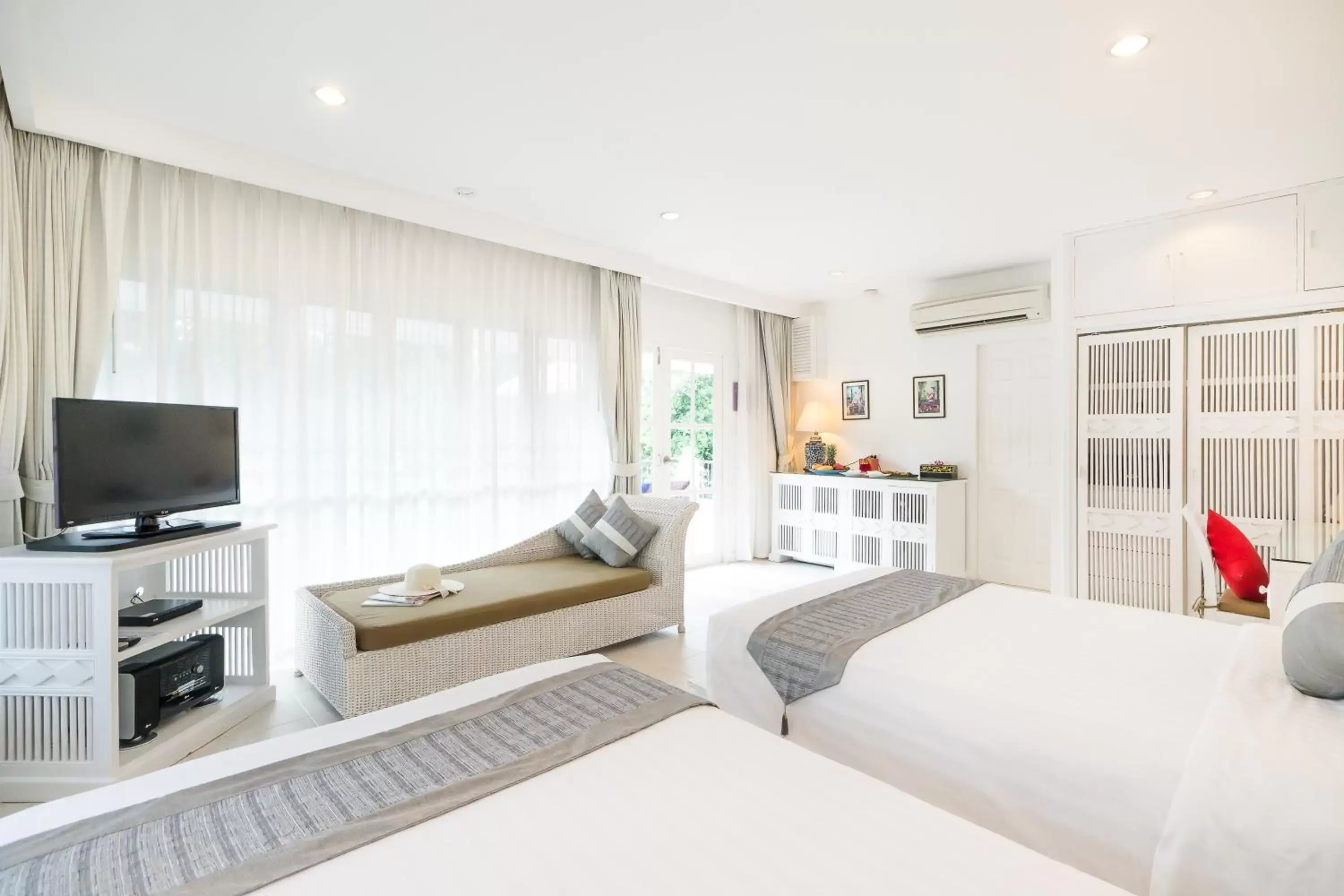 Bed in Laksasubha Hua Hin Bed in Laksasubha Hua Hin