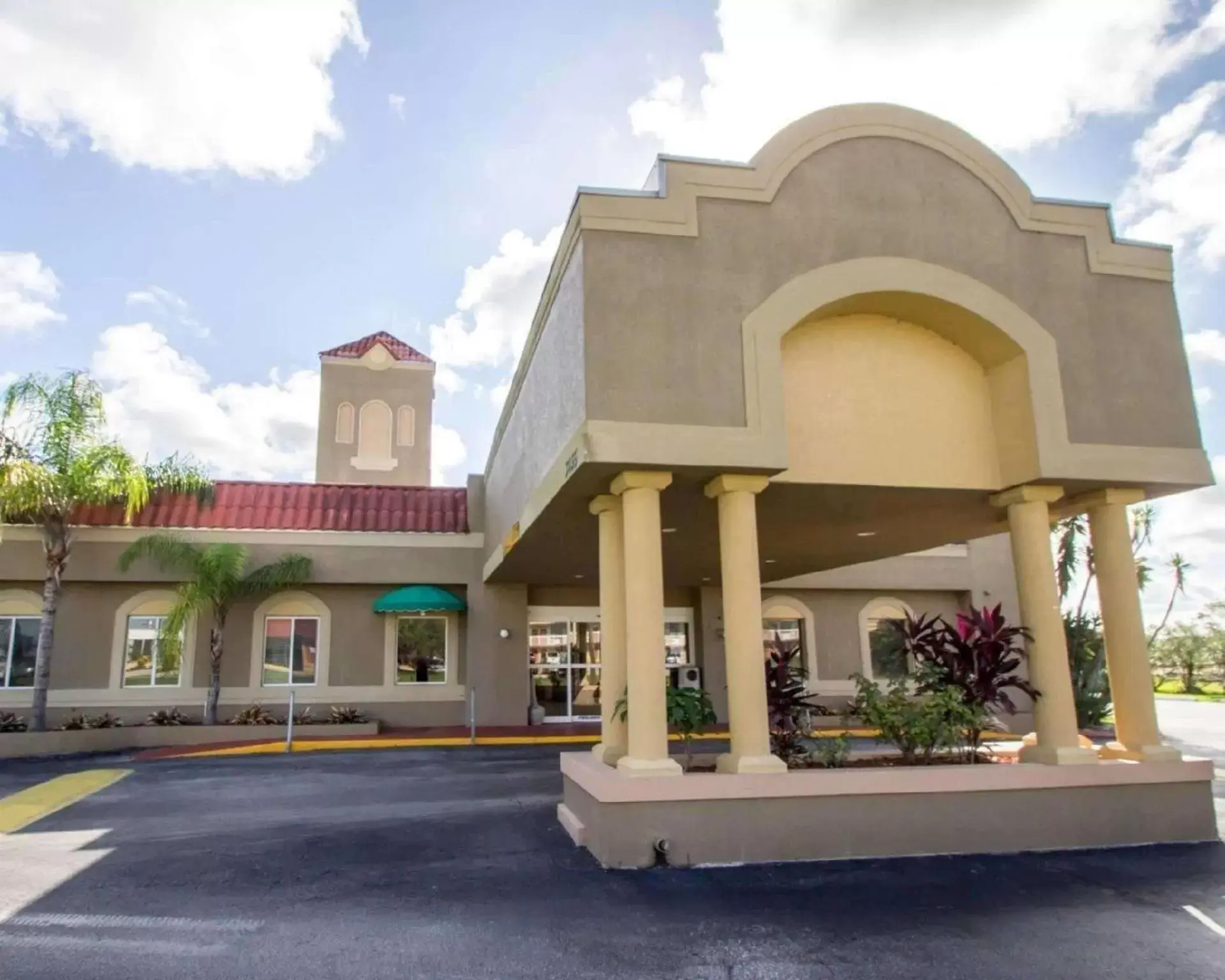 Property Building in Quality Inn Kennedy Space Center