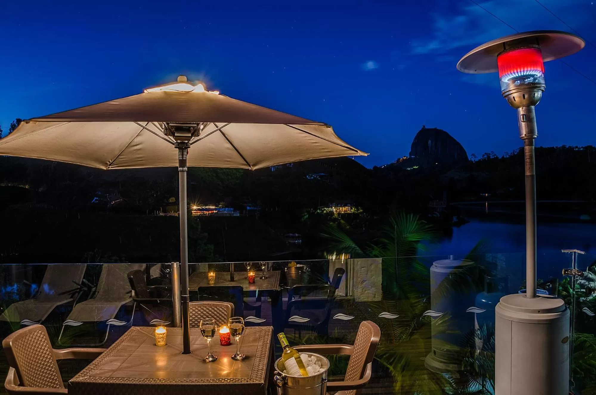 Night, Restaurant/Places to Eat in Hotel Santa Maria de las Aguas Peñol