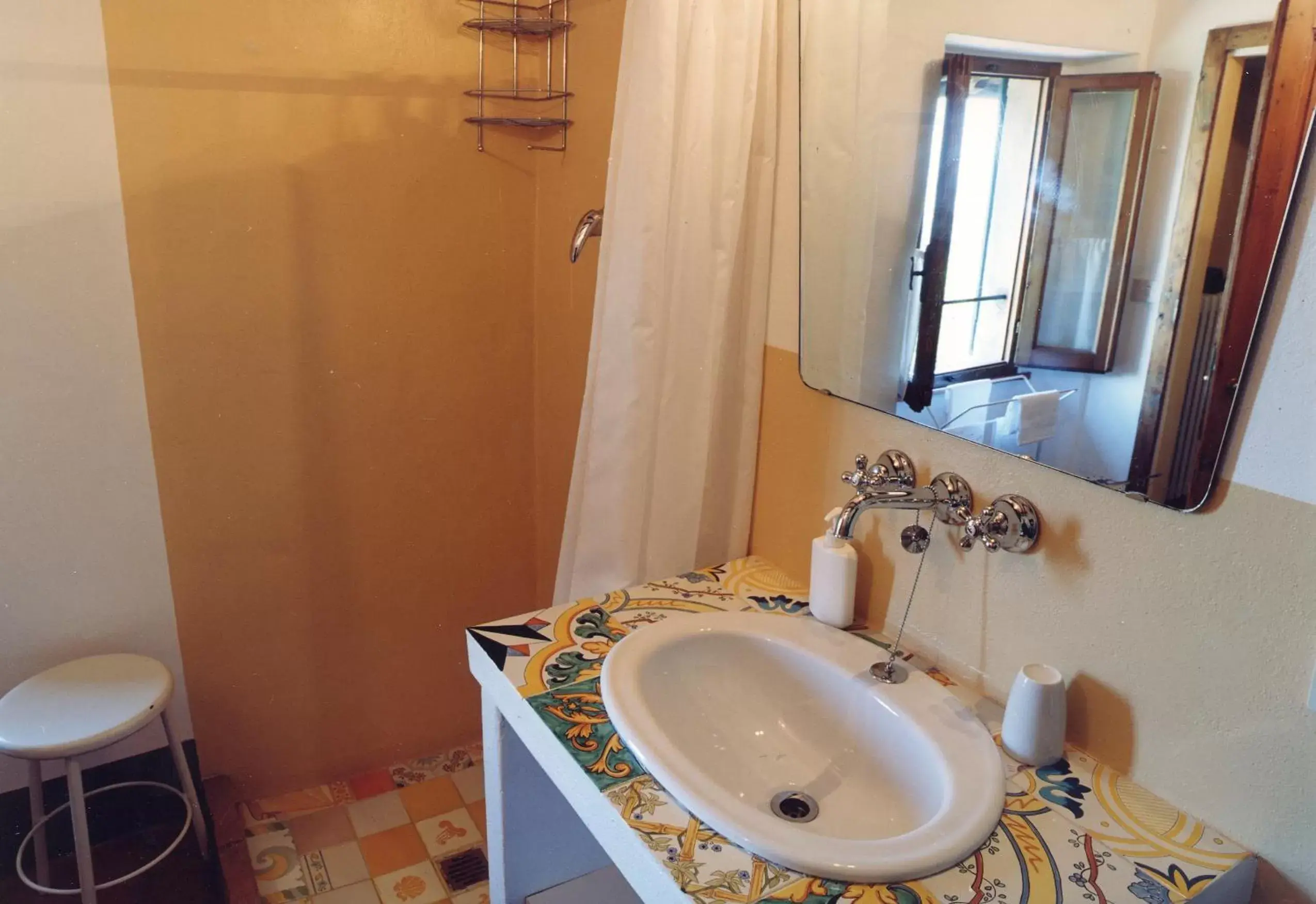 Bathroom in antica casa "le rondini"