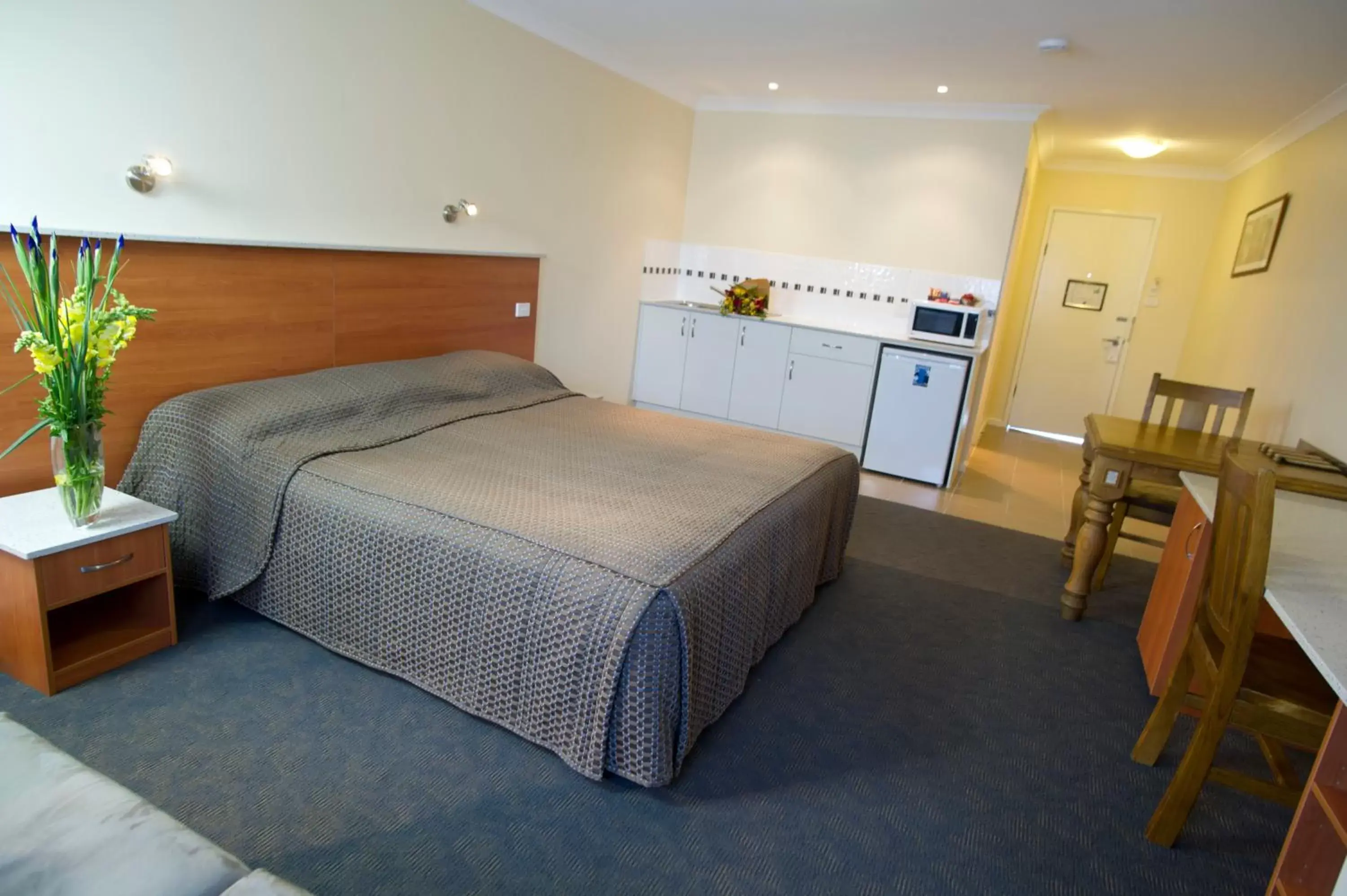 Bed in Scone Motor Inn & Apartments