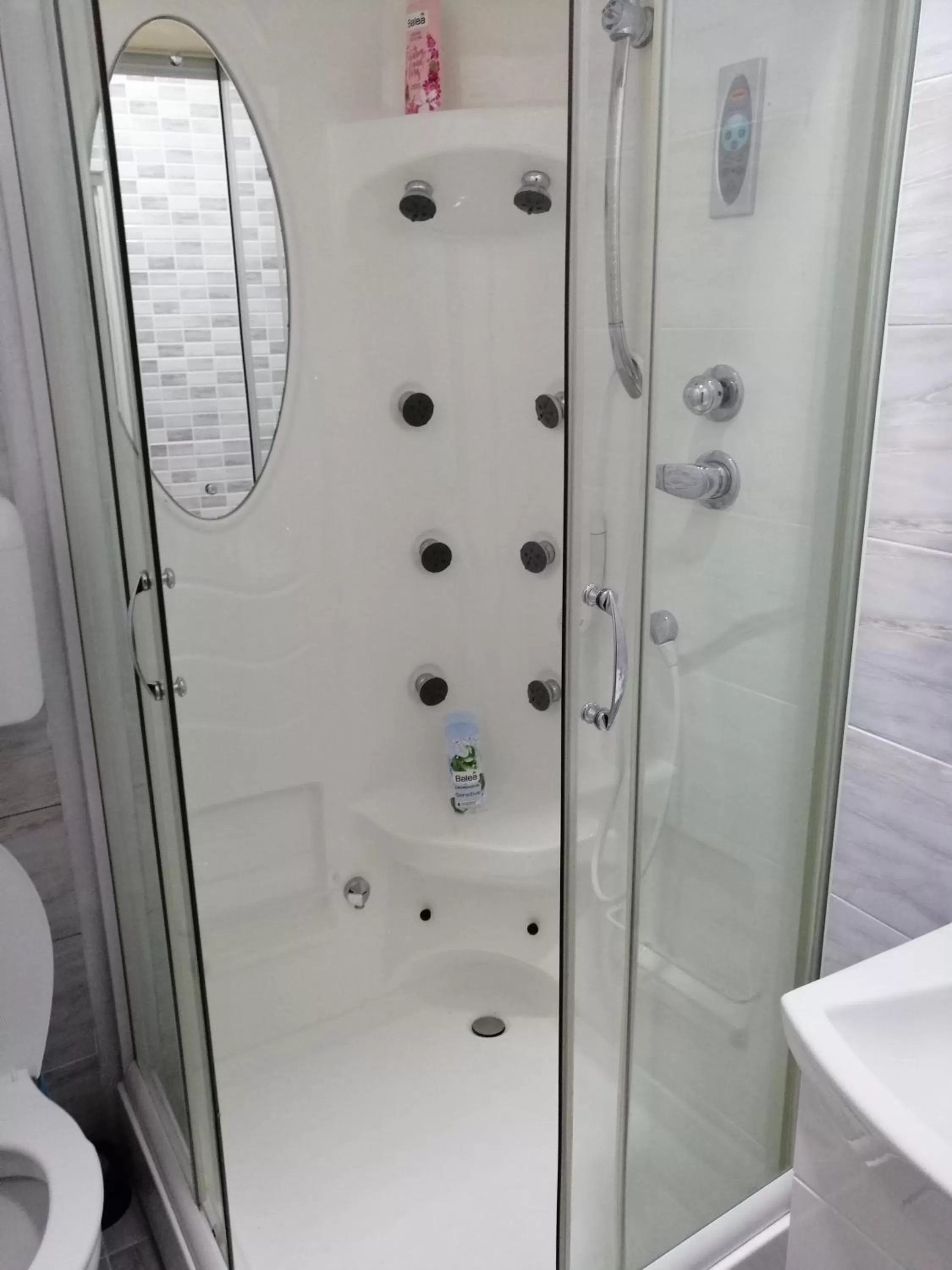 Guest House GOLDEN COIN