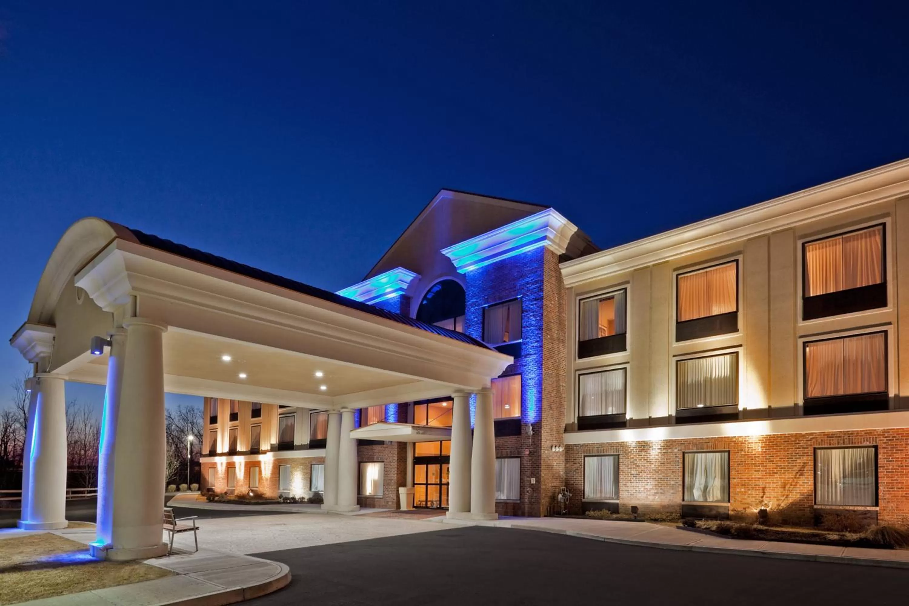 Property building in Holiday Inn Express Hotel & Suites Clifton Park by IHG