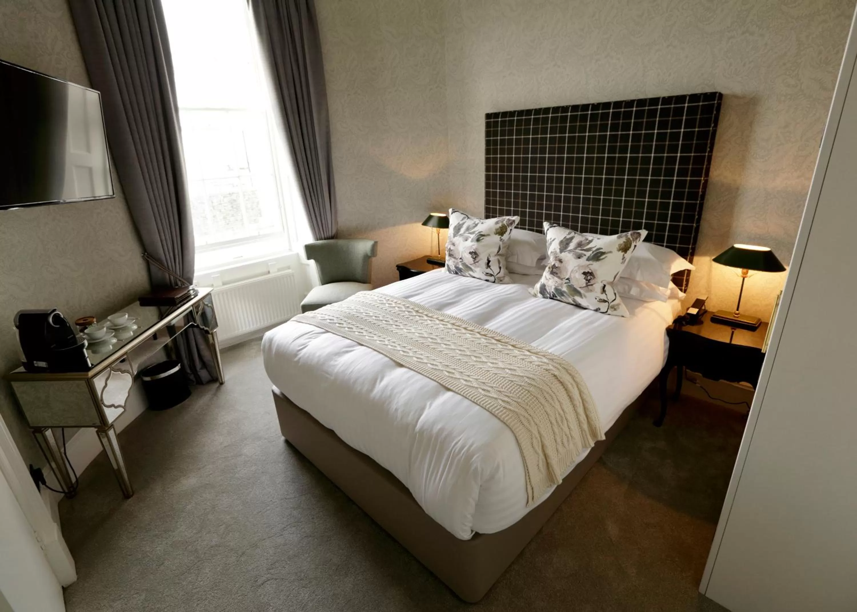 Bed in Nira Caledonia