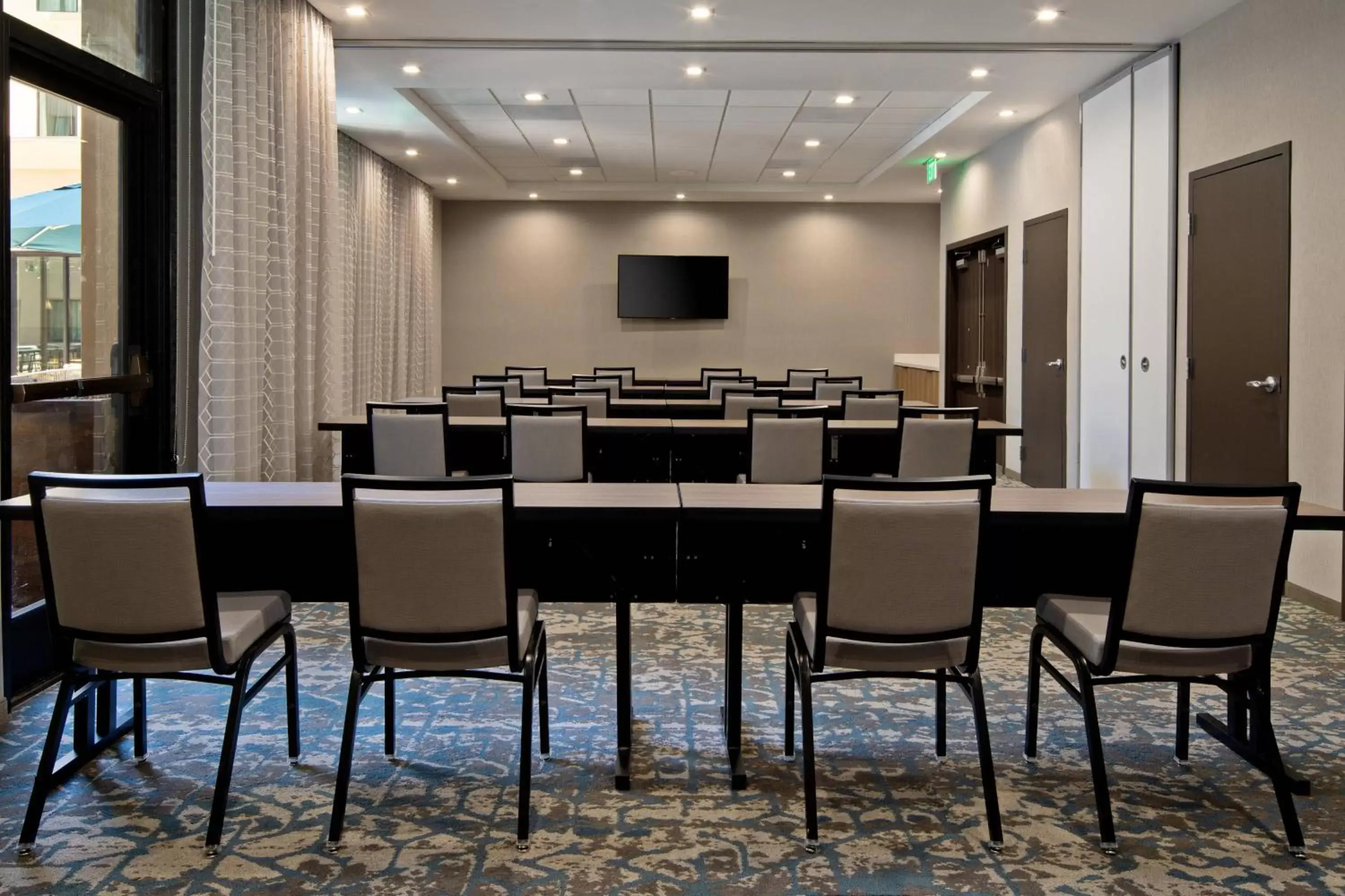 Meeting/conference room in Residence Inn by Marriott Valencia