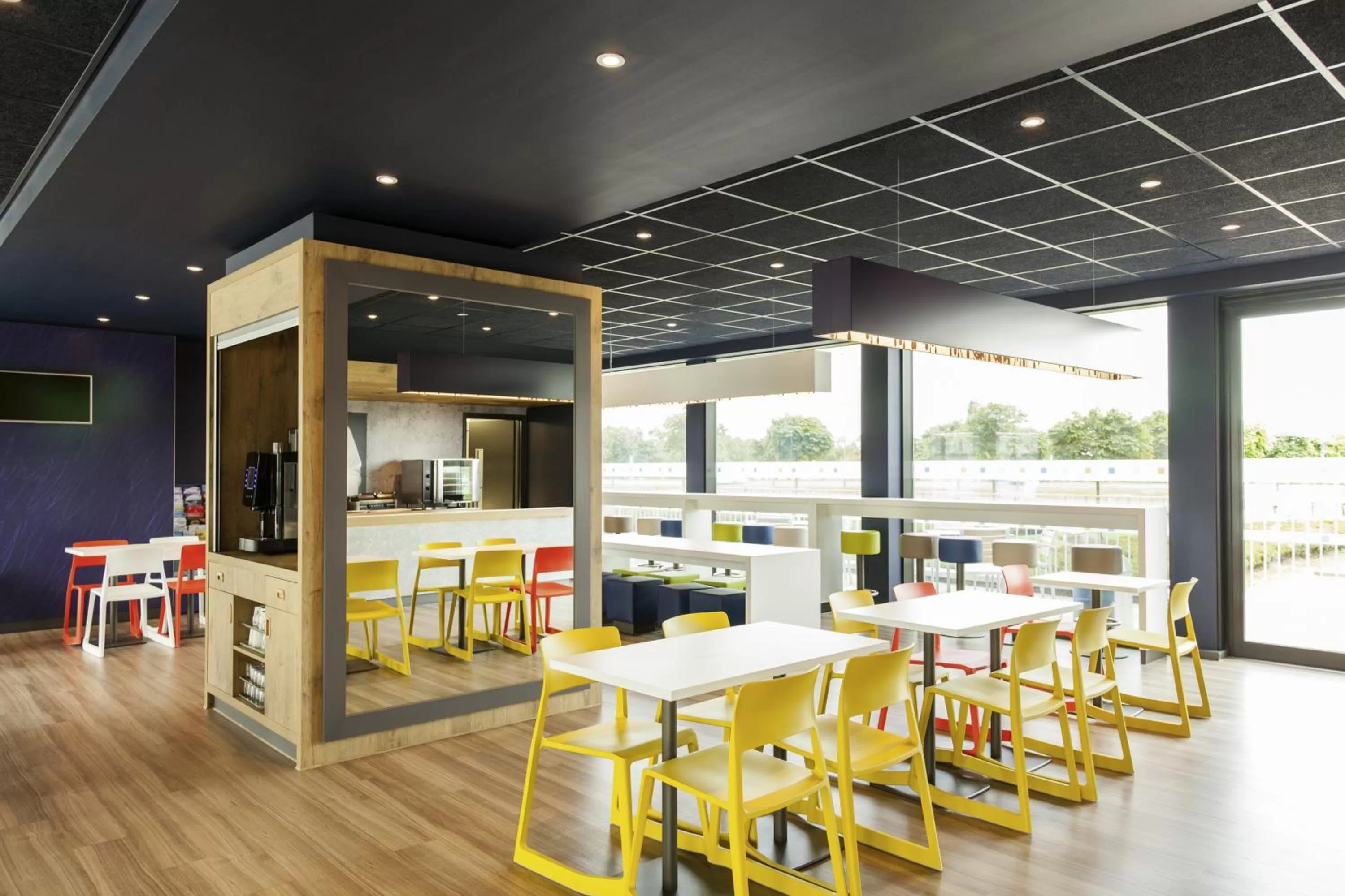 Restaurant/places to eat in ibis budget Hotel Edinburgh Park