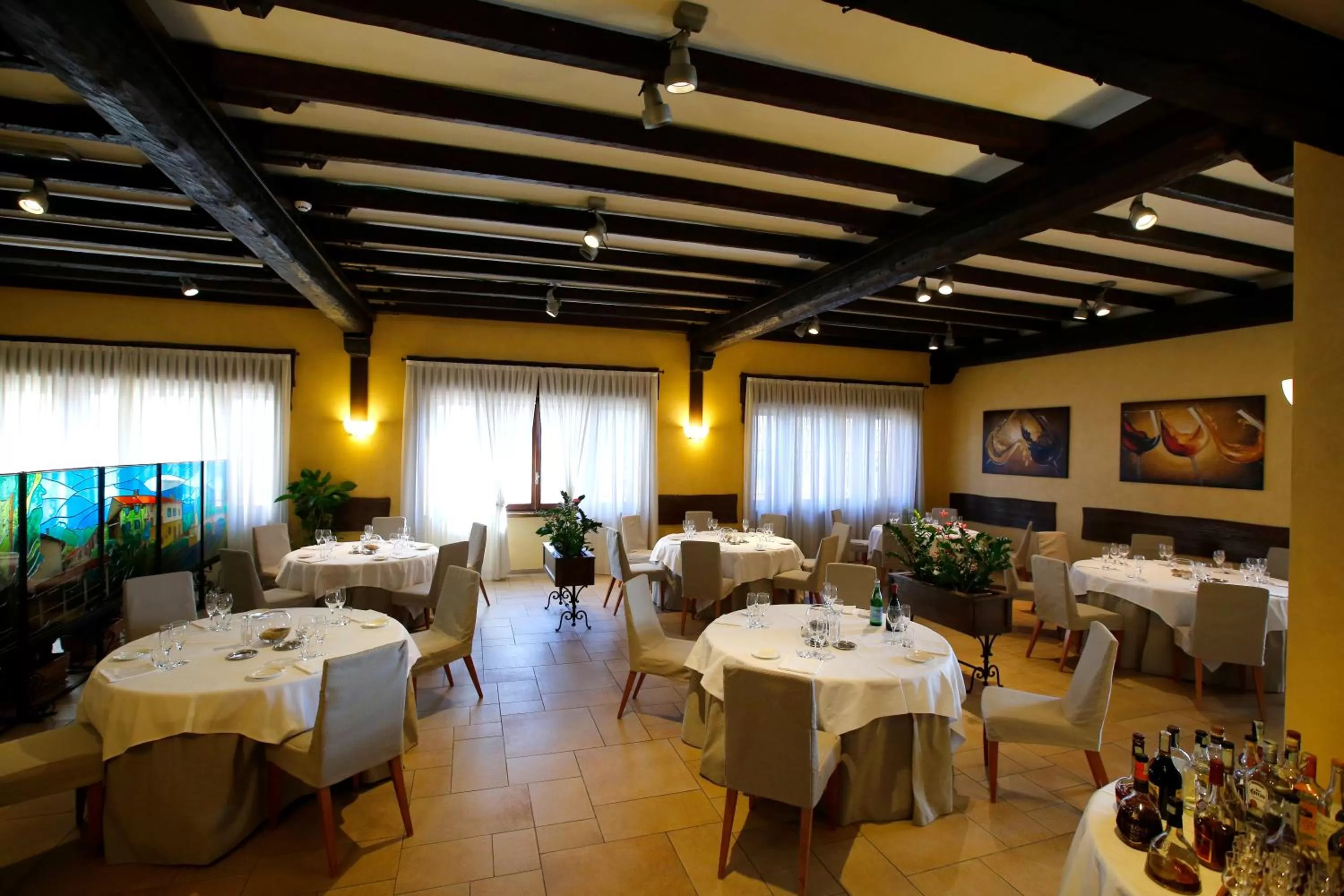 Restaurant/places to eat in Scia' On Martin