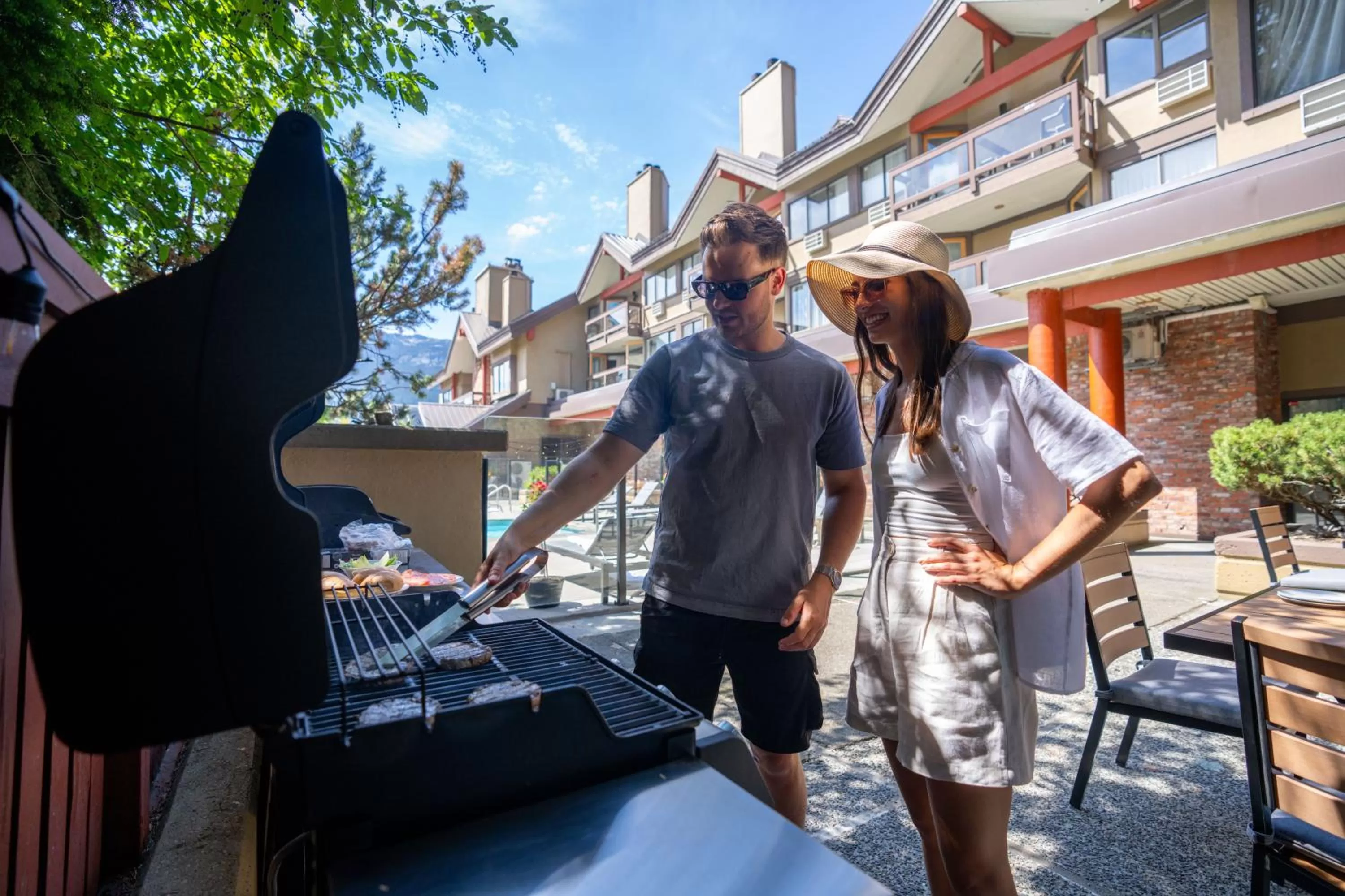 BBQ facilities in Whistler Village Inn & Suites