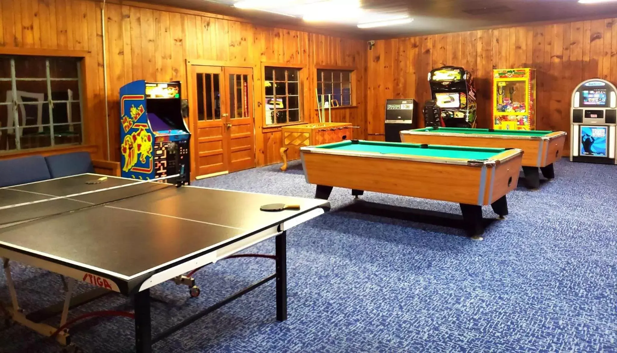 Billiard, Table Tennis in Nantahala Village