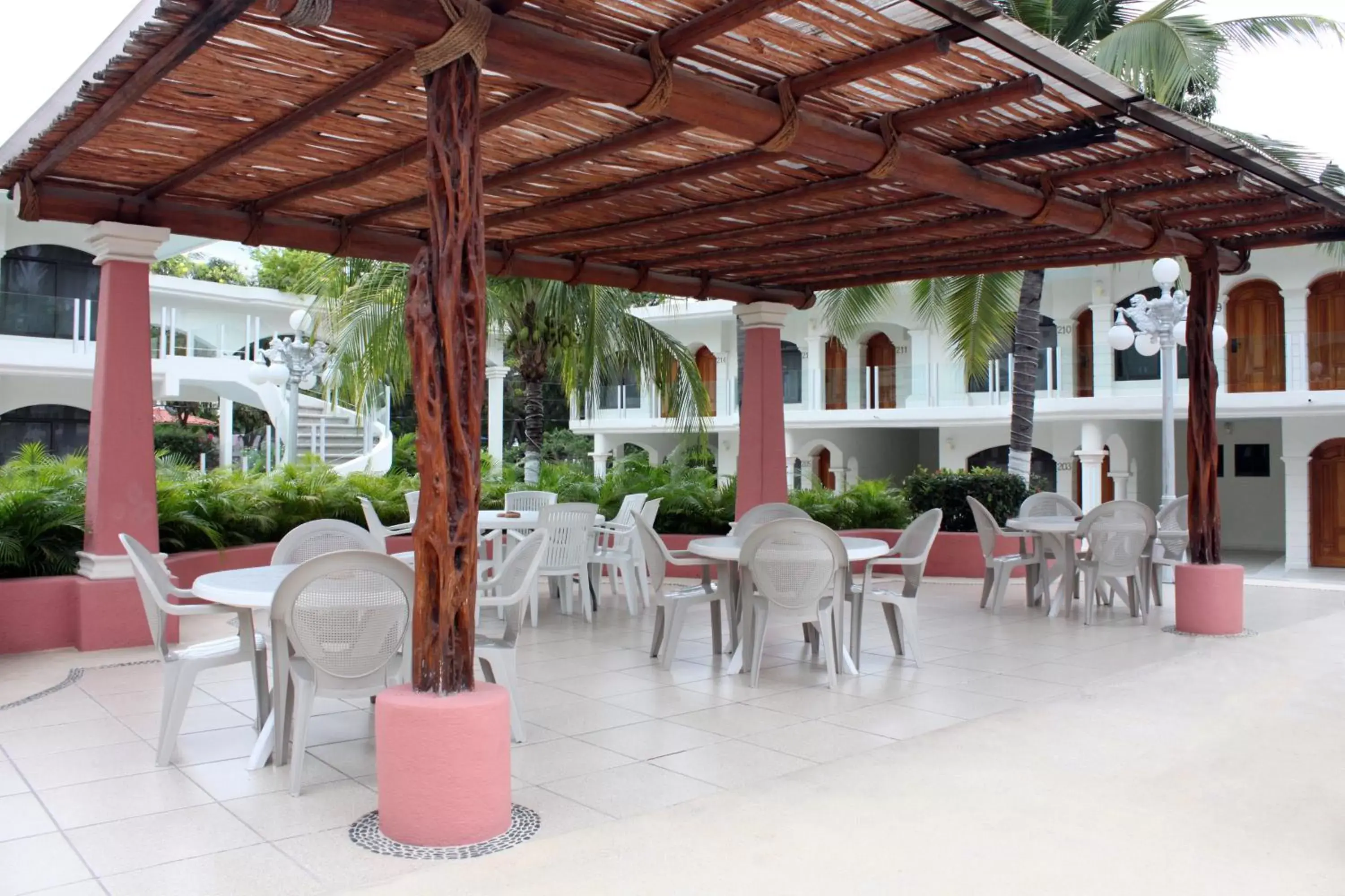 Balcony/Terrace, Restaurant/Places to Eat in Hotel Costa Azul