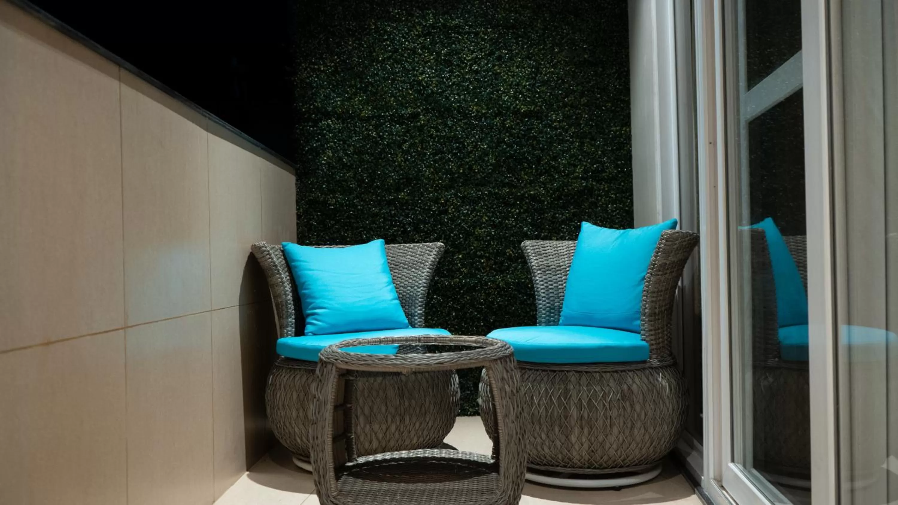 Seating area in Clarks Inn Suites Kangra