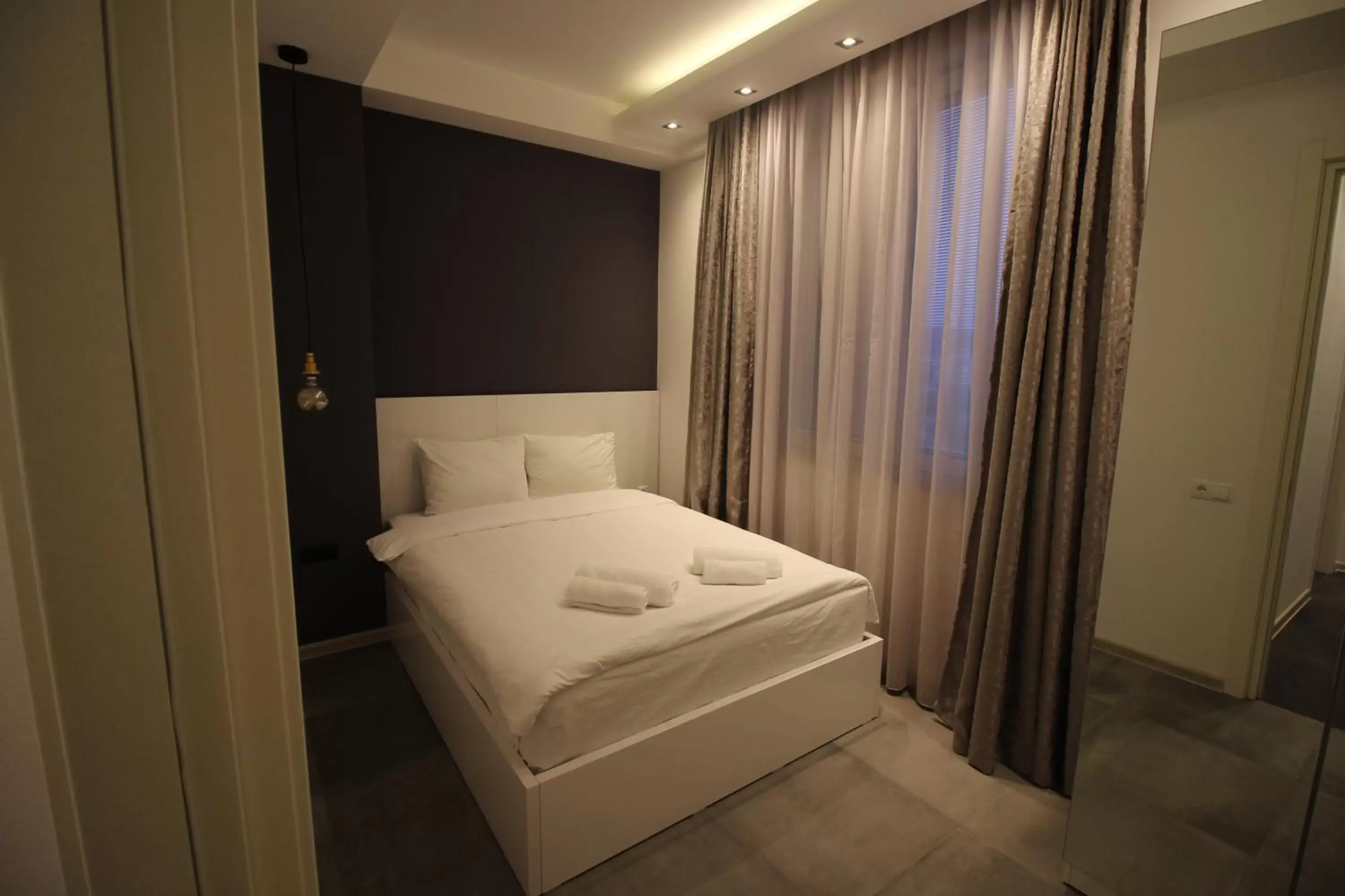 Bed in Super Luxury Apartments